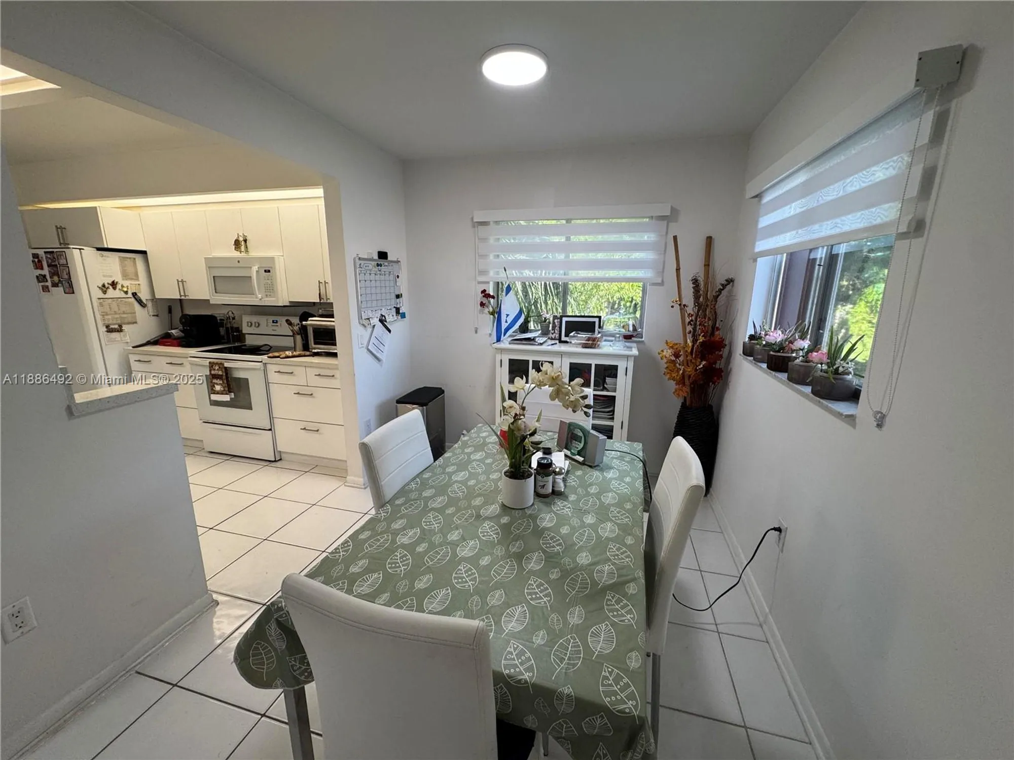 Property Slideshow image 29 of 36 | 950 sw 138th ave 314b, Pembroke Pines, FL, 33027