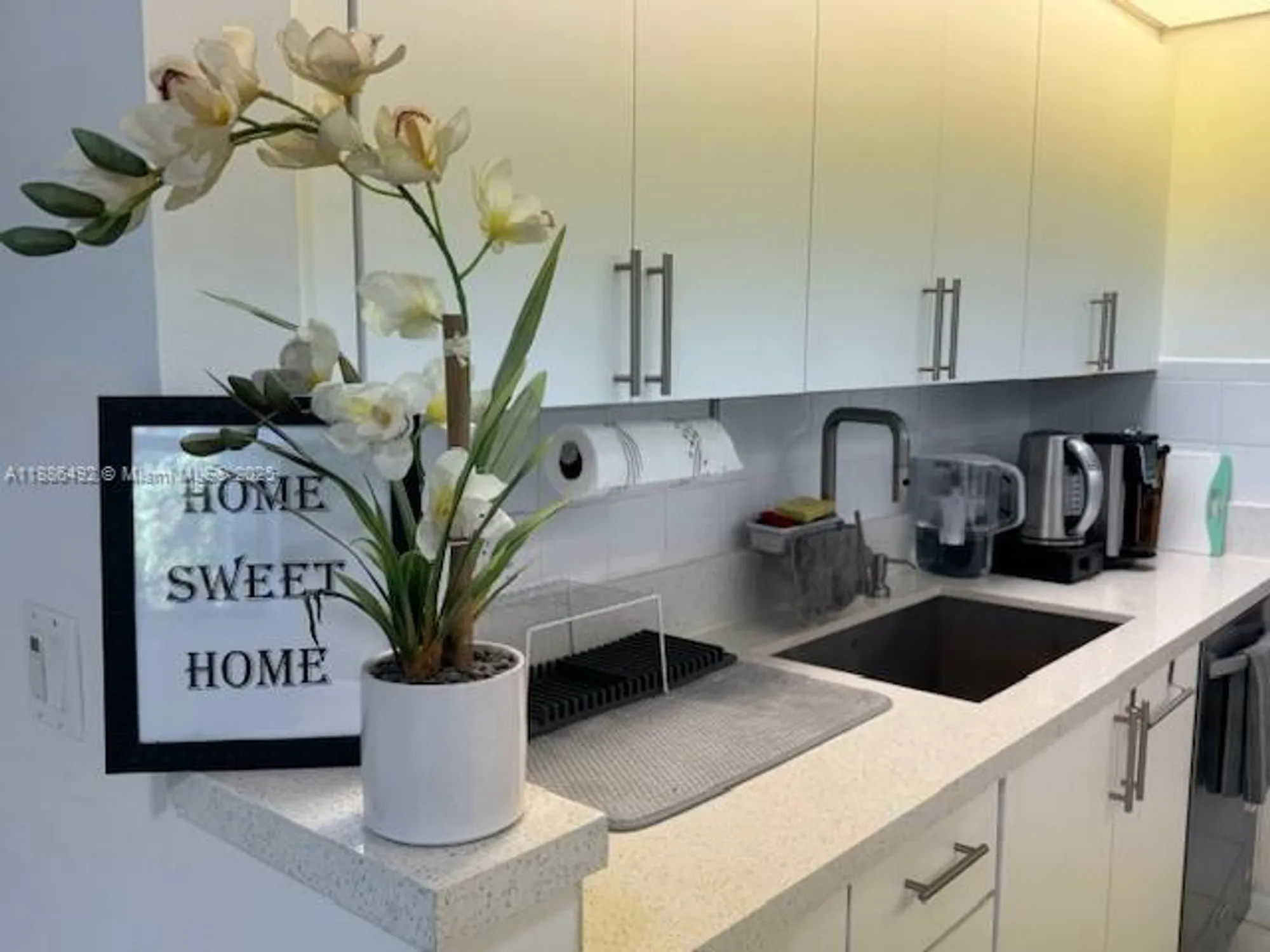 Property Slideshow image 7 of 36 | 950 sw 138th ave 314b, Pembroke Pines, FL, 33027