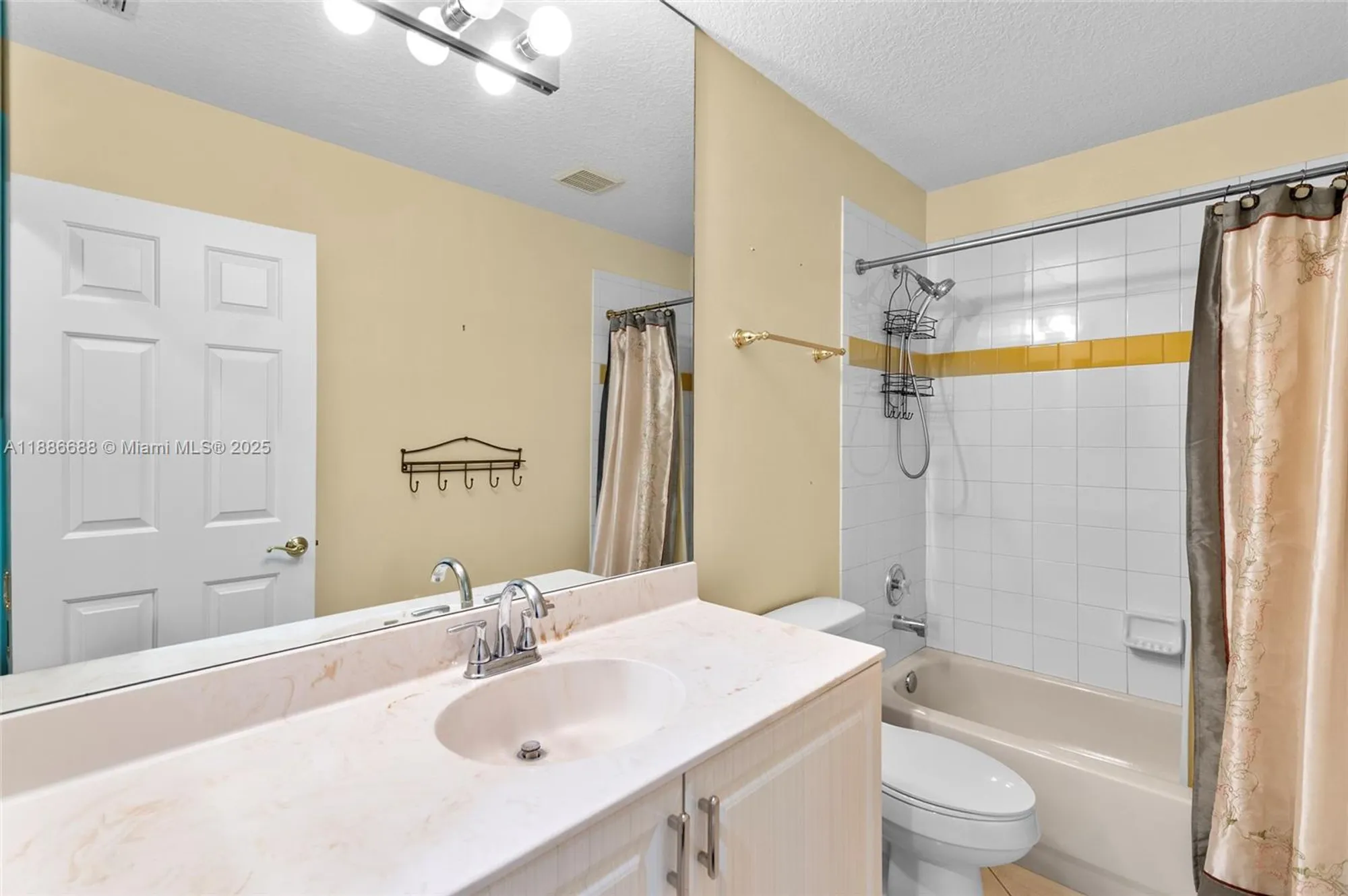 Property Slideshow image 25 of 37 | 11954 rosetree ter, Boynton Beach, FL, 33437