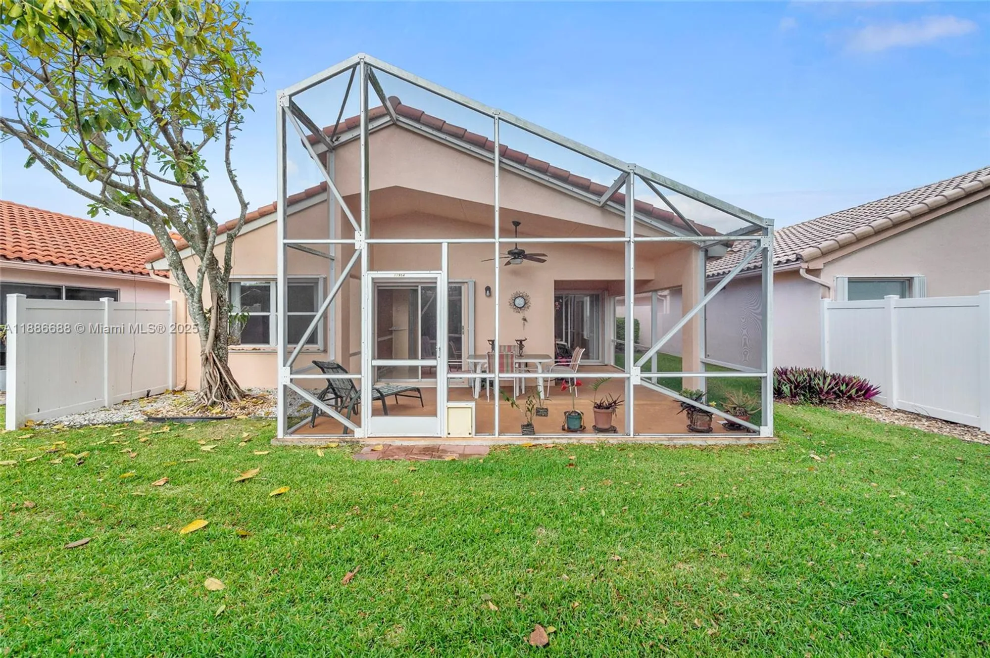 Property Slideshow image 31 of 37 | 11954 rosetree ter, Boynton Beach, FL, 33437