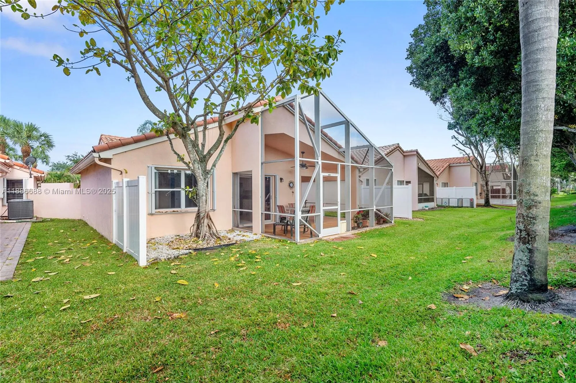 Property Slideshow image 32 of 37 | 11954 rosetree ter, Boynton Beach, FL, 33437