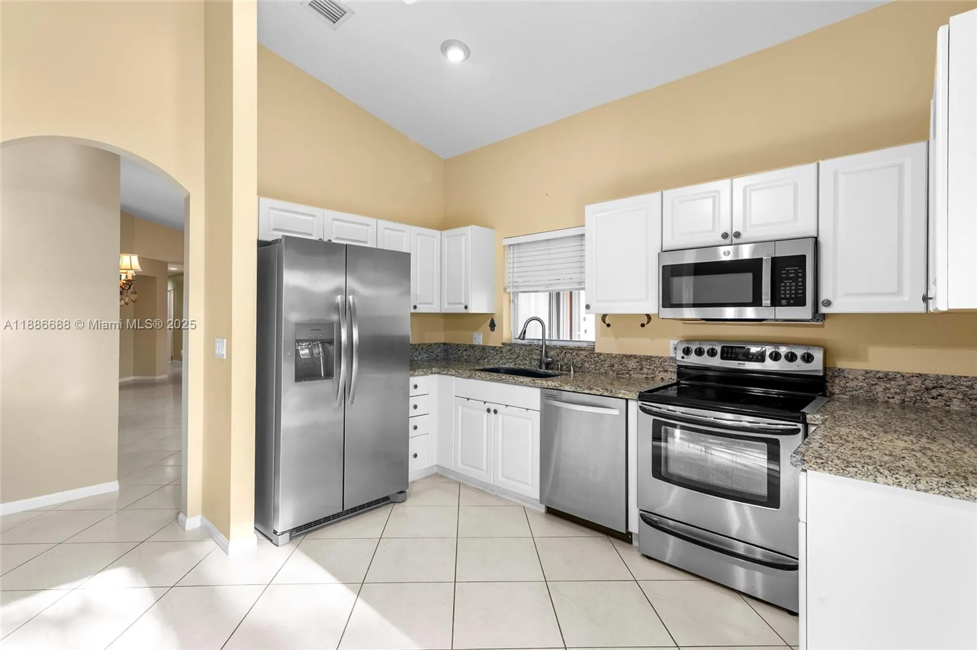 Property Slideshow image 9 of 37 | 11954 rosetree ter, Boynton Beach, FL, 33437