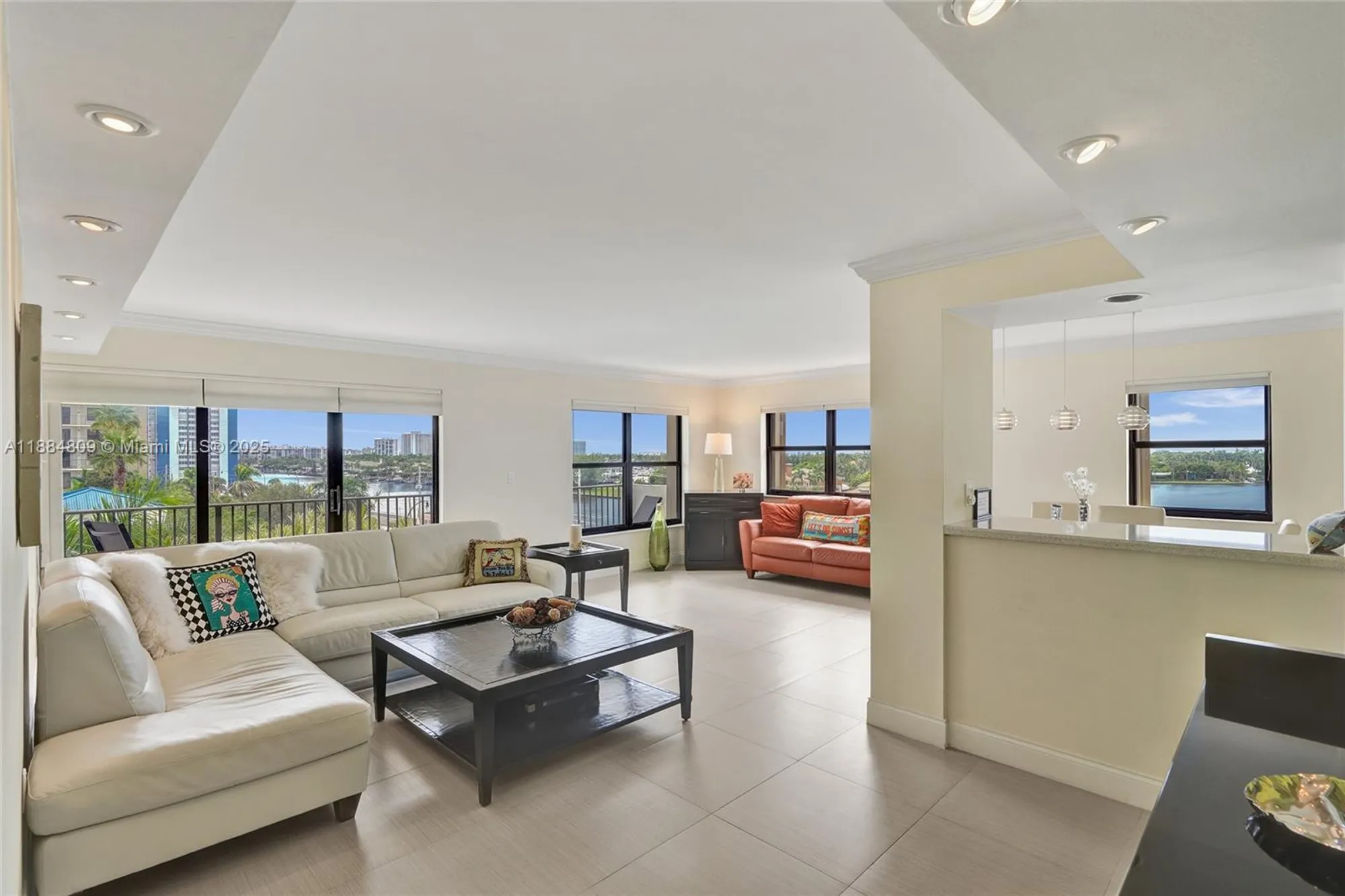 Property Slideshow image 2 of 63 | 1201 s ocean dr 611n, Hollywood, FL, 33019