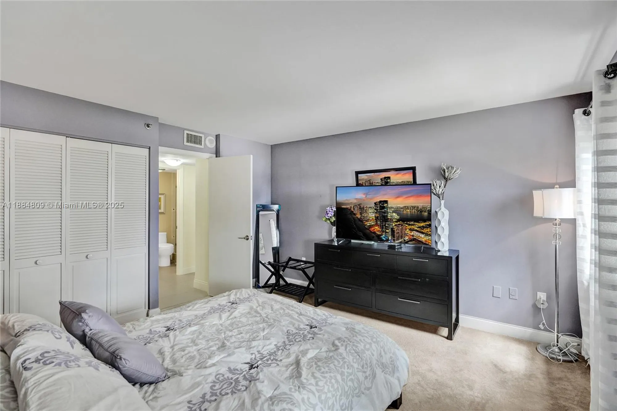 Property Slideshow image 22 of 63 | 1201 s ocean dr 611n, Hollywood, FL, 33019