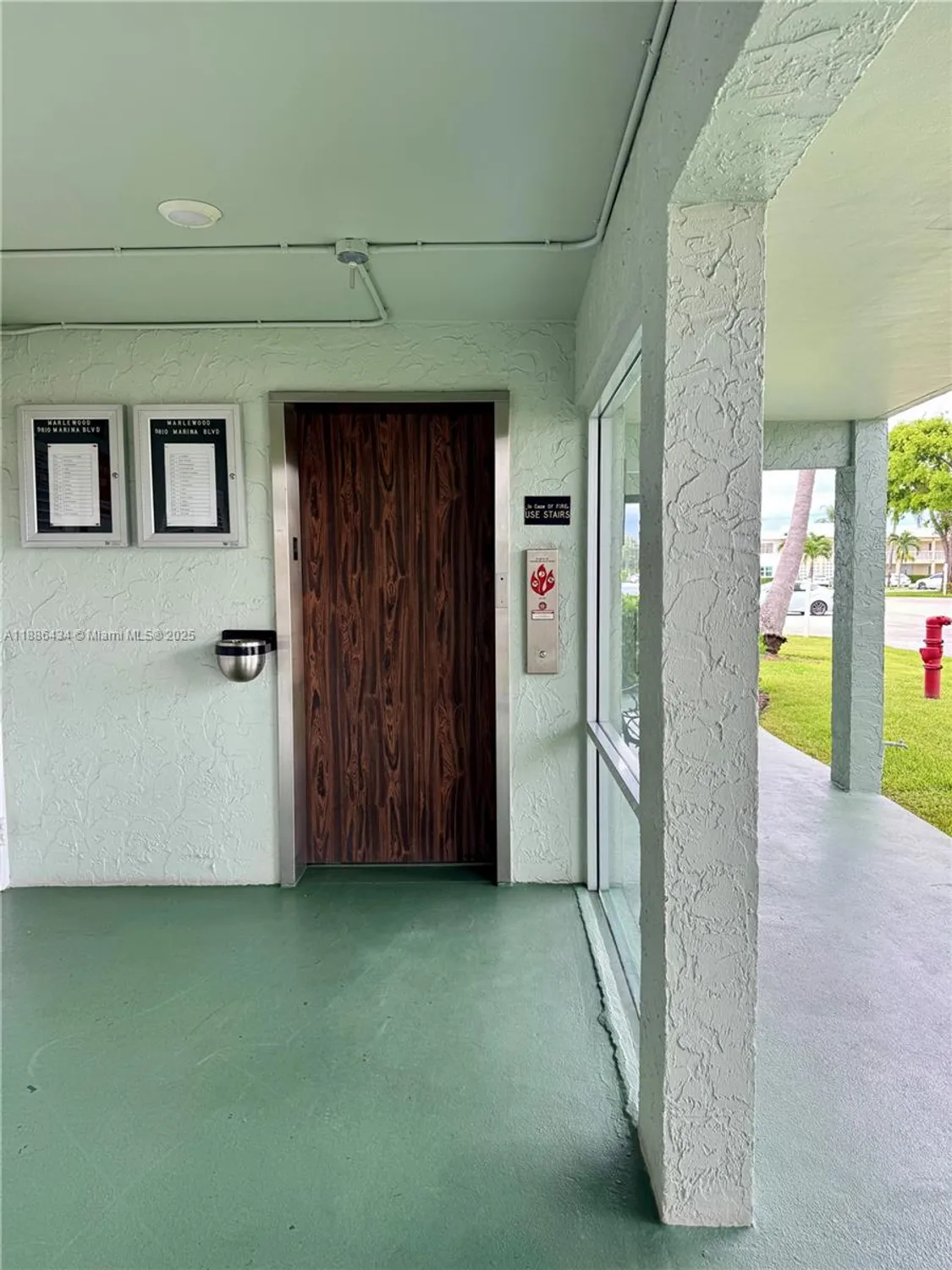 Property Slideshow image 2 of 15 | 9810 marina blvd 1124, Boca Raton, FL, 33428