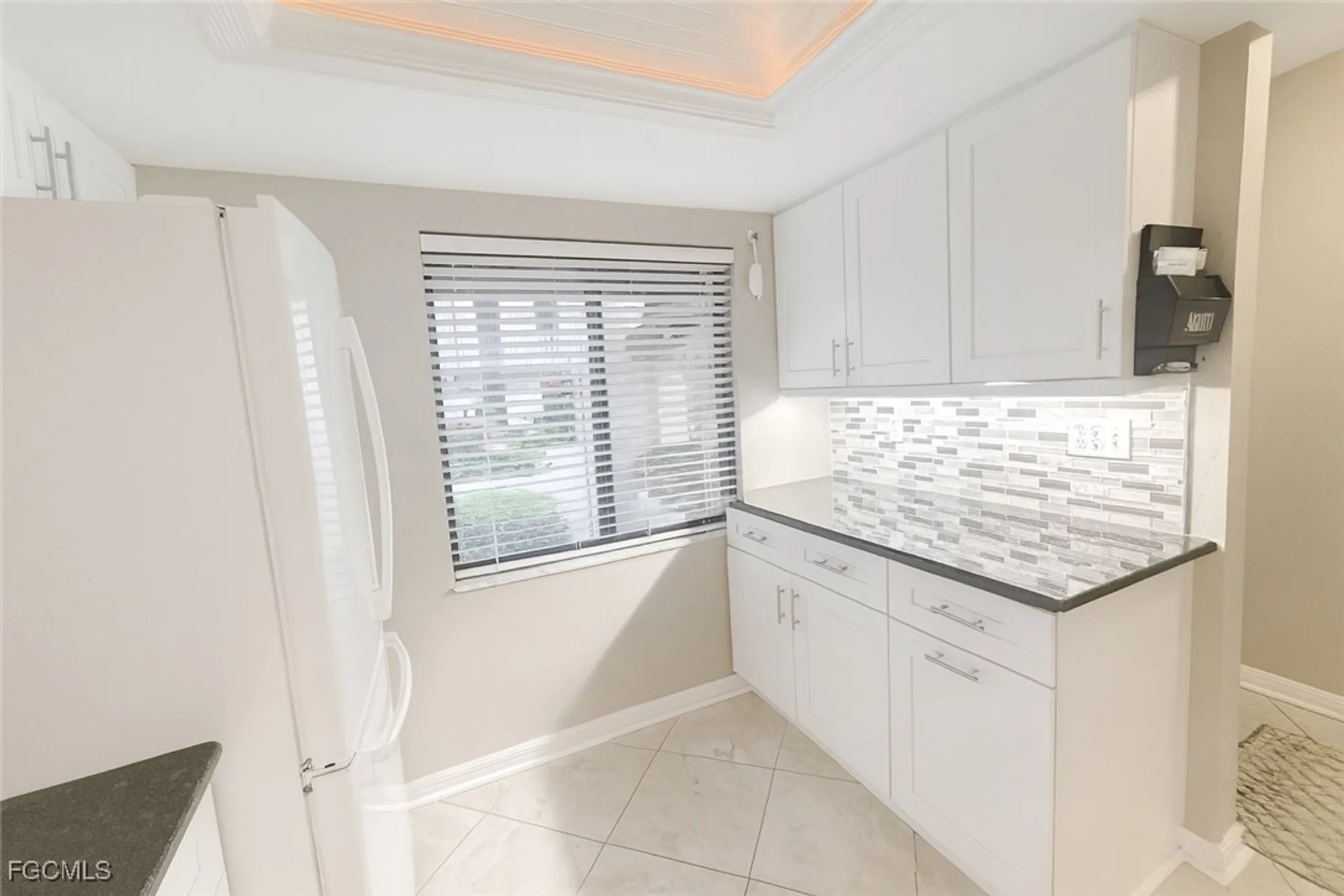 Property Slideshow image 3 of 22 | 11460 caravel cir 5009, Fort Myers, FL, 33908