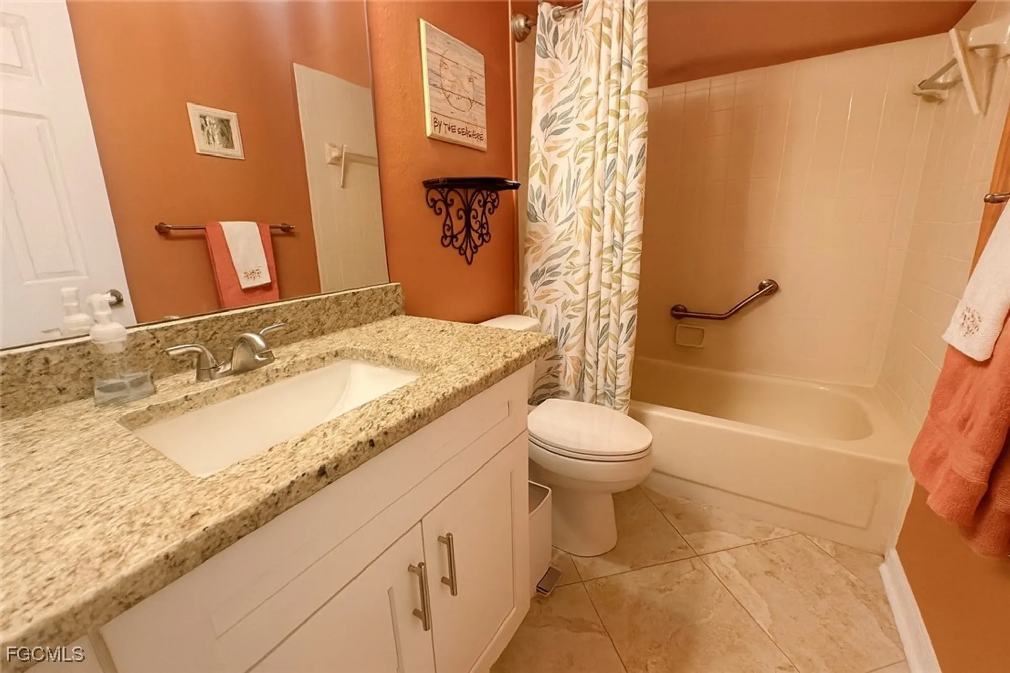 Property Slideshow image 8 of 22 | 11460 caravel cir 5009, Fort Myers, FL, 33908