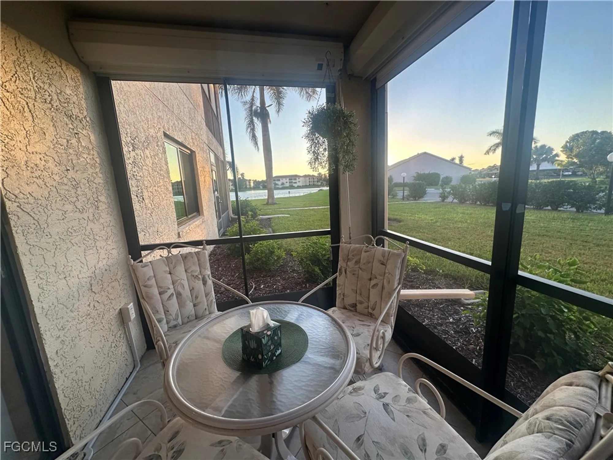 Property Slideshow image 9 of 22 | 11460 caravel cir 5009, Fort Myers, FL, 33908