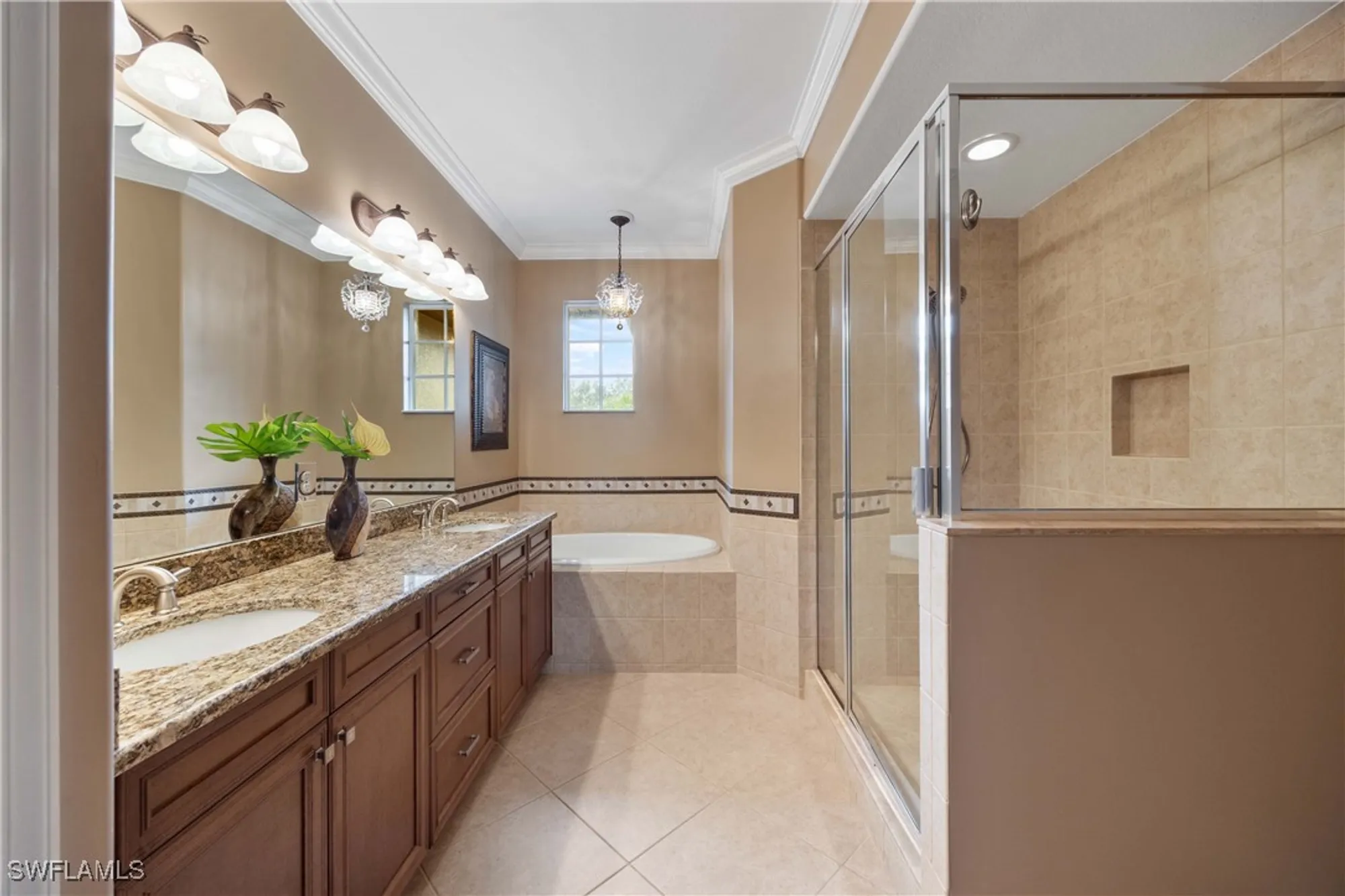 Property Slideshow image 16 of 36 | 6630 alden woods cir 201, Naples, FL, 34113
