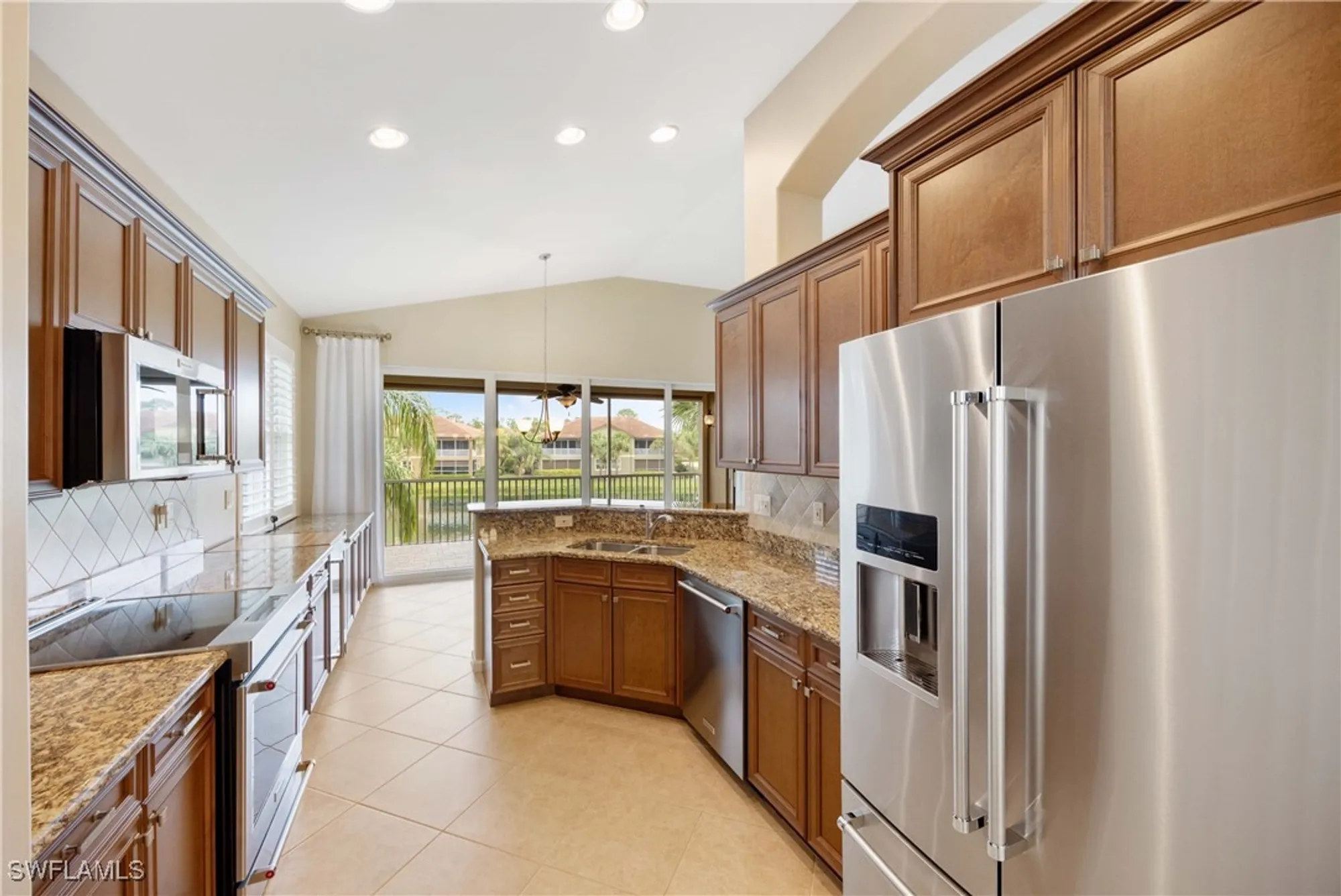 Property Slideshow image 12 of 36 | 6630 alden woods cir 201, Naples, FL, 34113