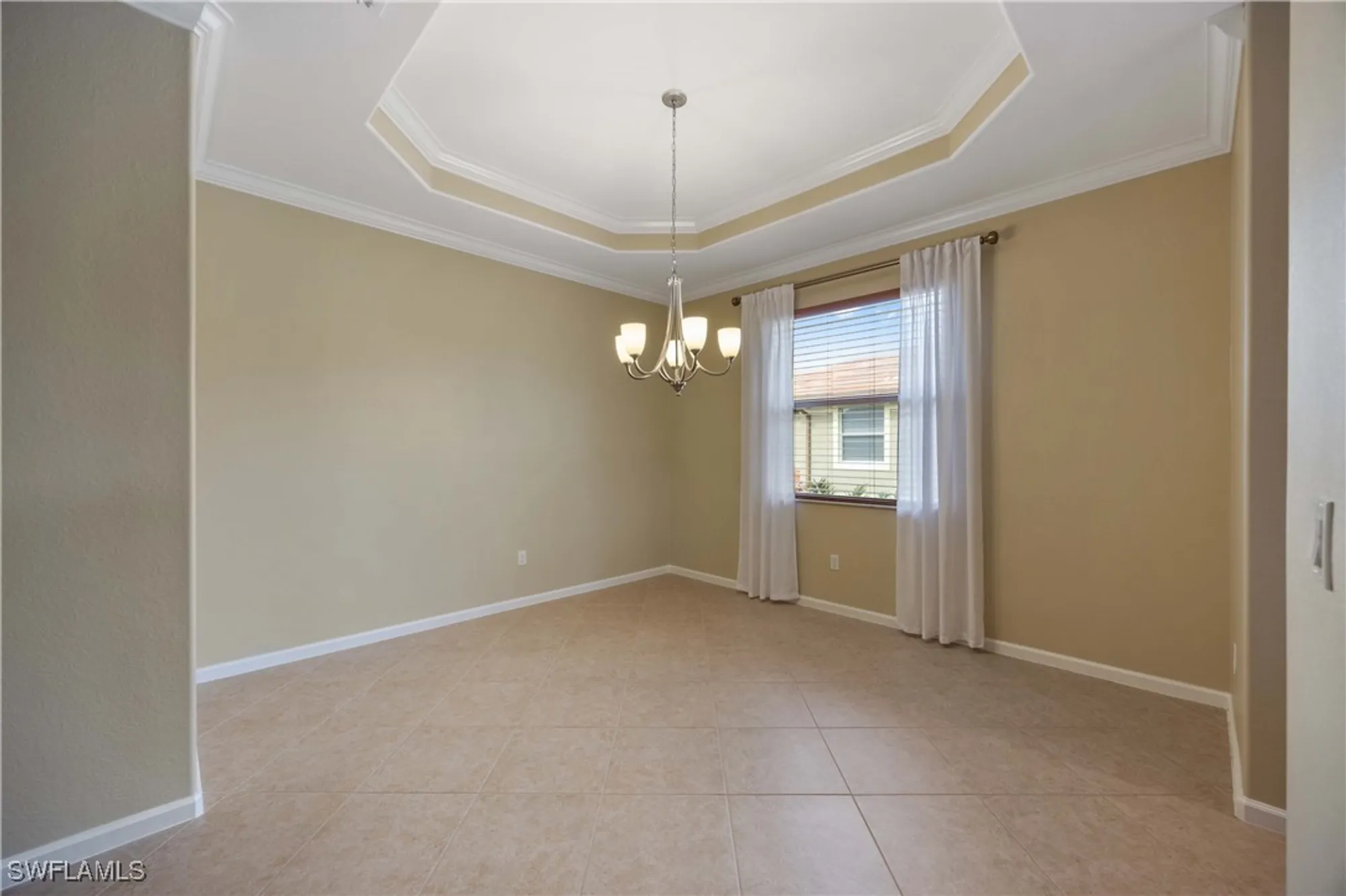 Property Slideshow image 13 of 36 | 6630 alden woods cir 201, Naples, FL, 34113