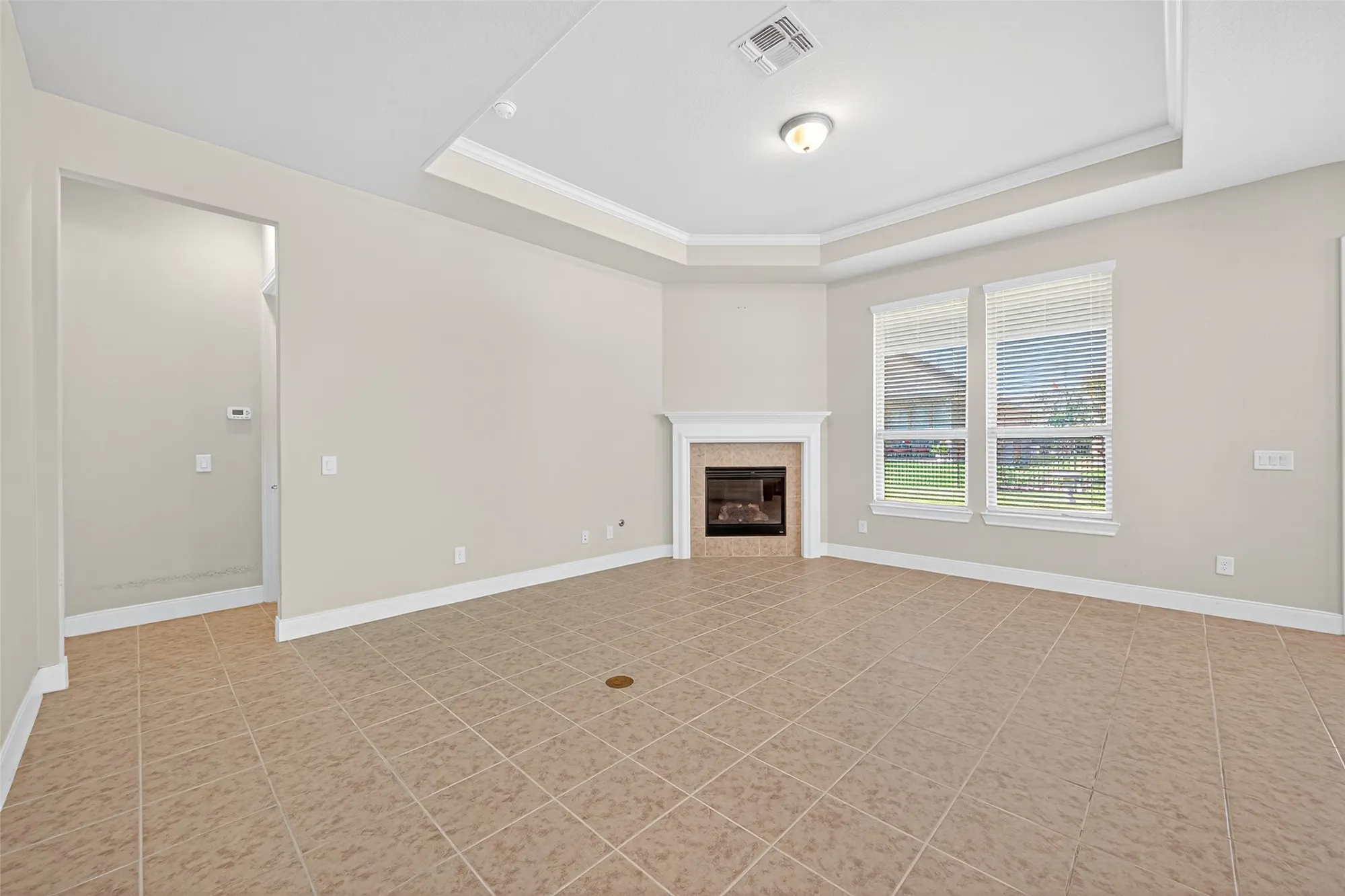 Property Slideshow image 25 of 47 | 242 galloway ct, The Woodlands, TX, 77382