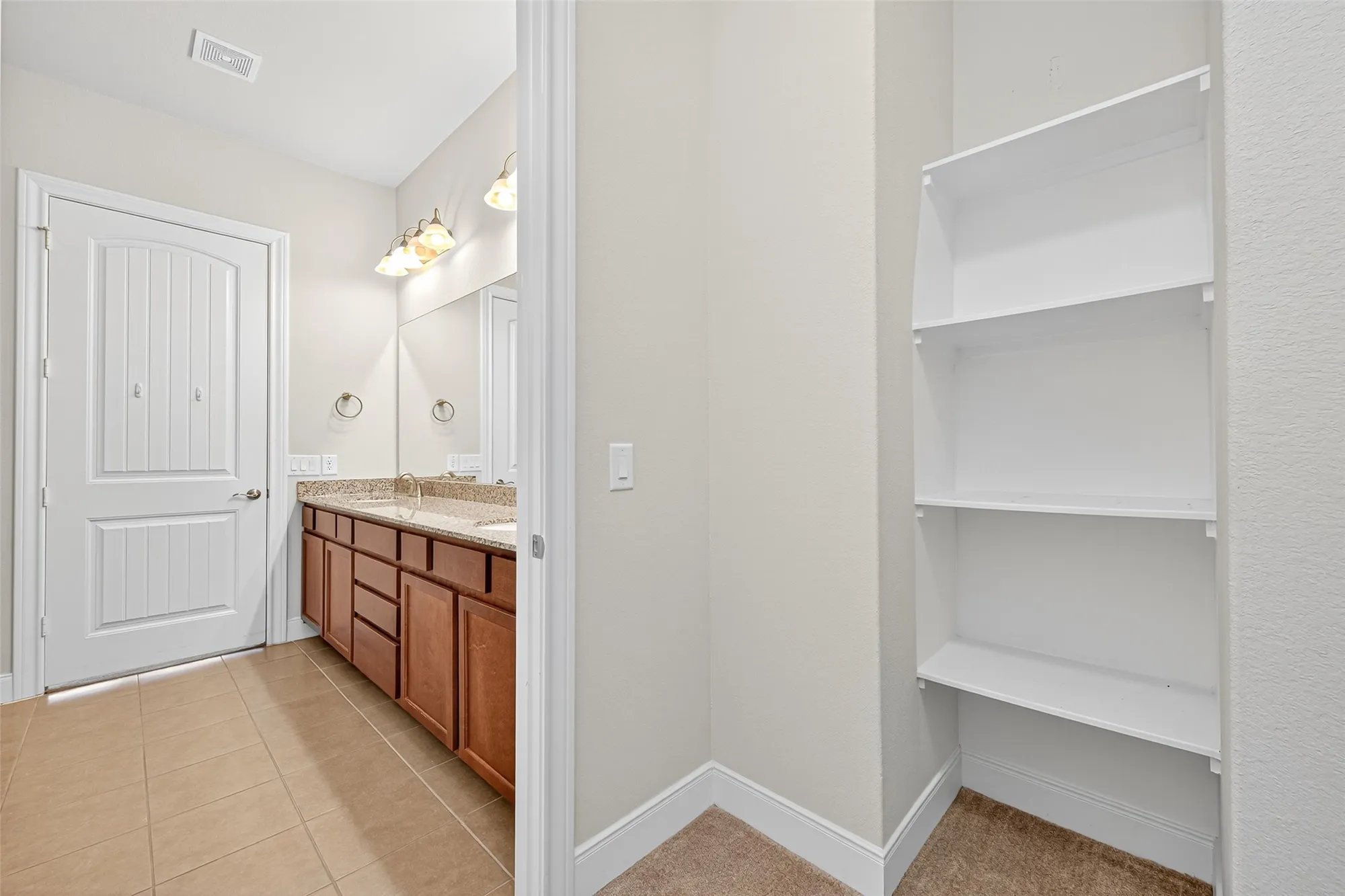 Property Slideshow image 36 of 47 | 242 galloway ct, The Woodlands, TX, 77382