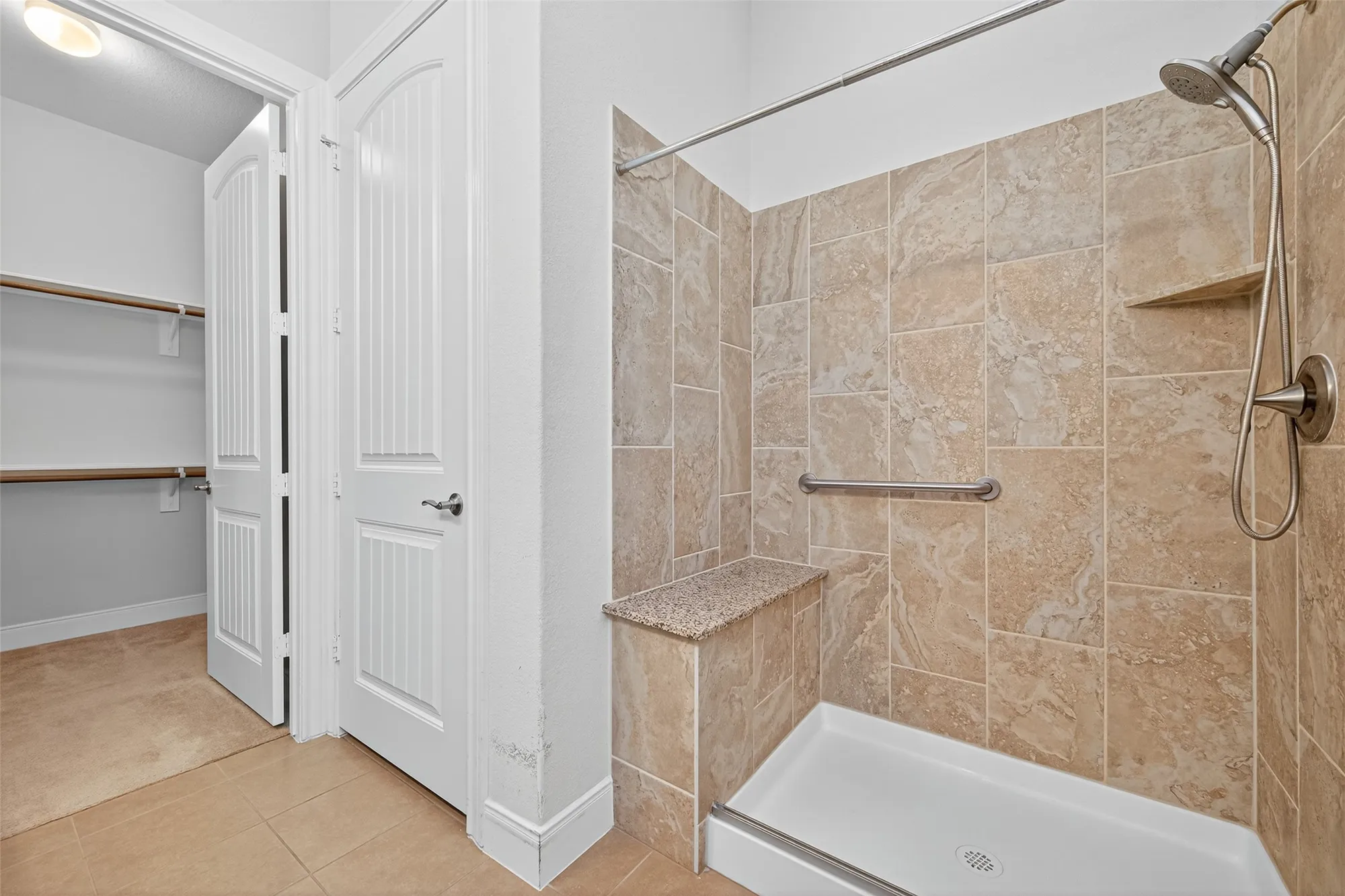 Property Slideshow image 37 of 47 | 242 galloway ct, The Woodlands, TX, 77382