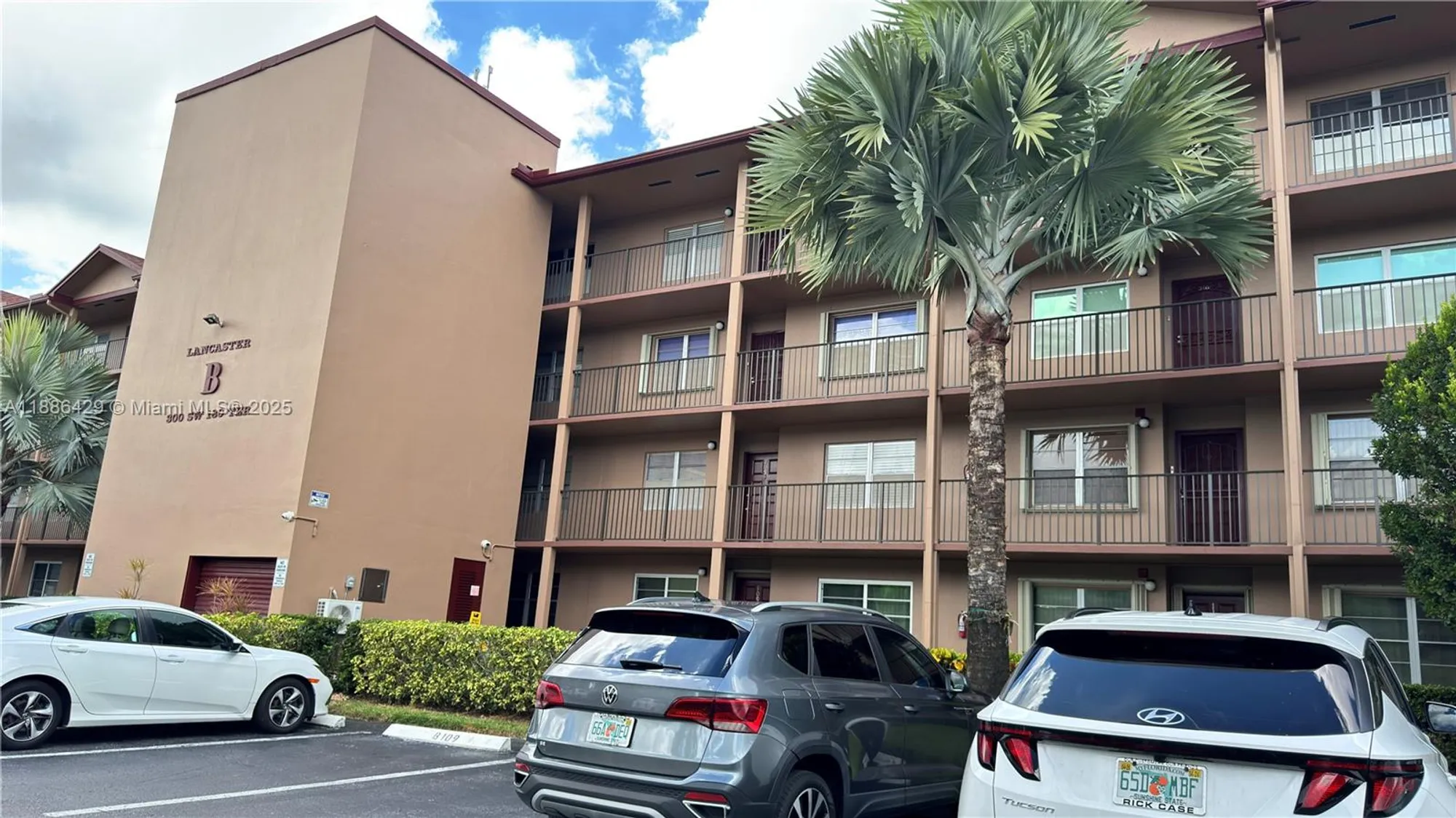 Property Slideshow image 54 of 58 | 300 sw 130th ter 407b, Pembroke Pines, FL, 33027