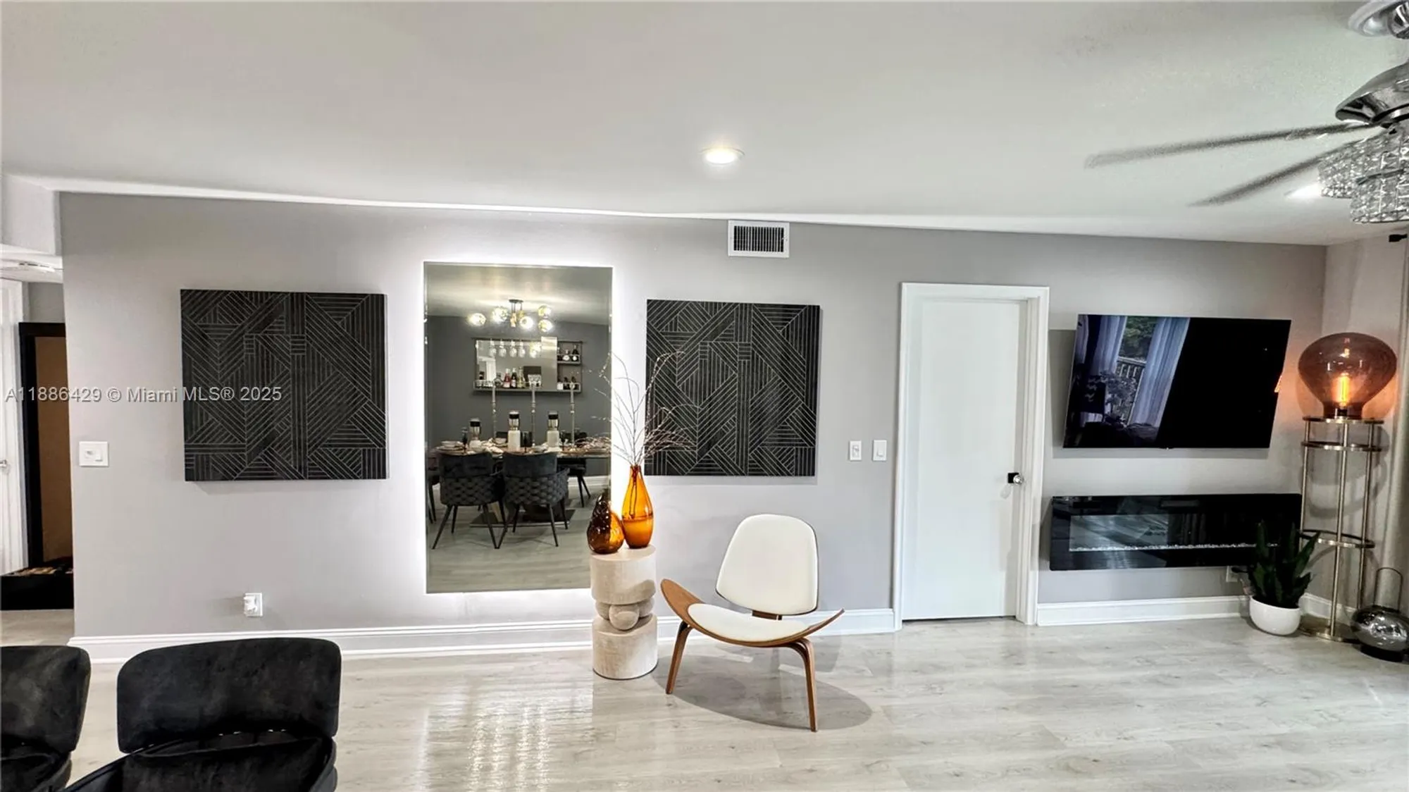 Property Slideshow image 8 of 58 | 300 sw 130th ter 407b, Pembroke Pines, FL, 33027