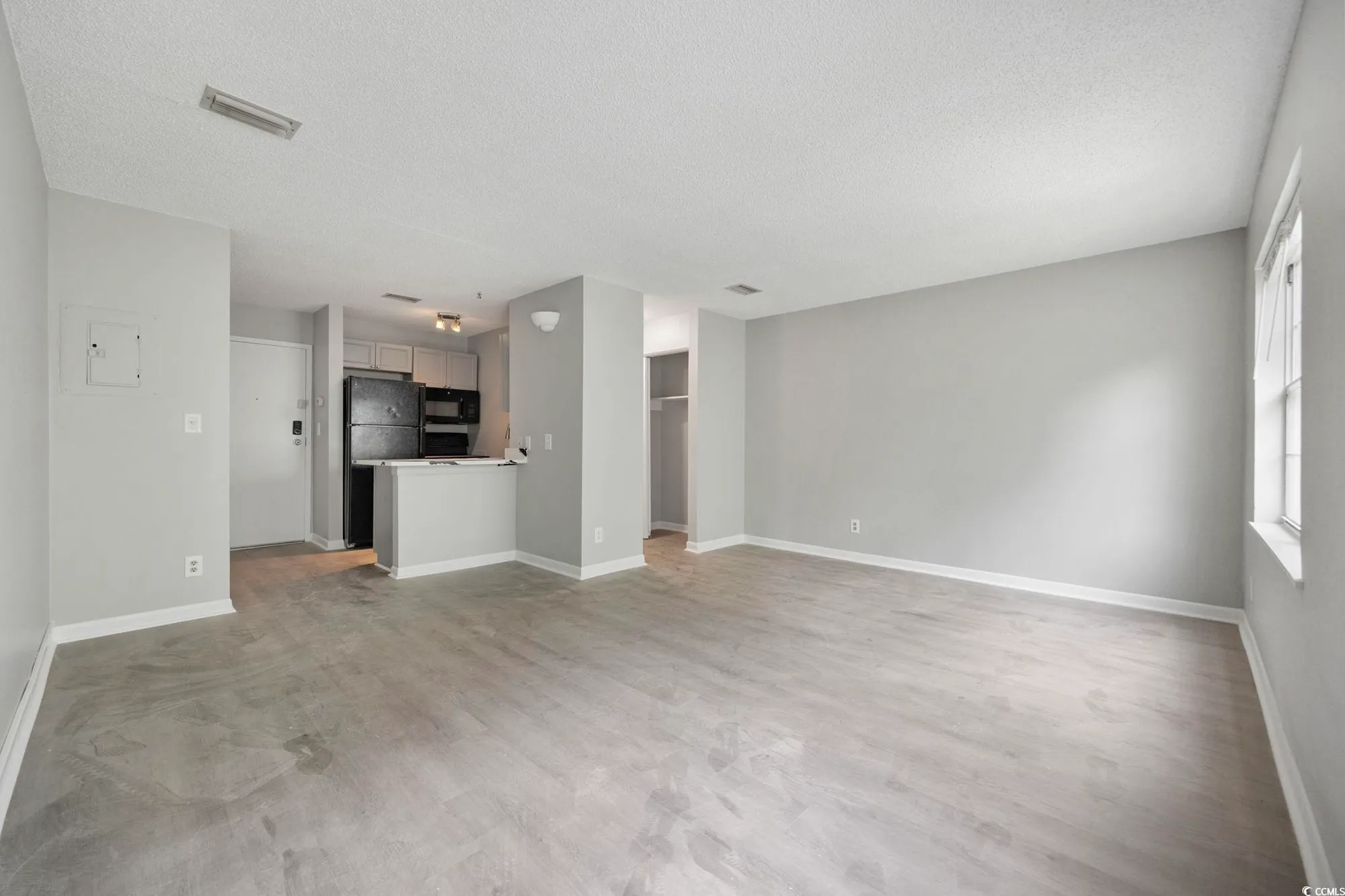 Property Slideshow image 11 of 33 | 6840 blue heron blvd 206, Myrtle Beach, SC, 29588