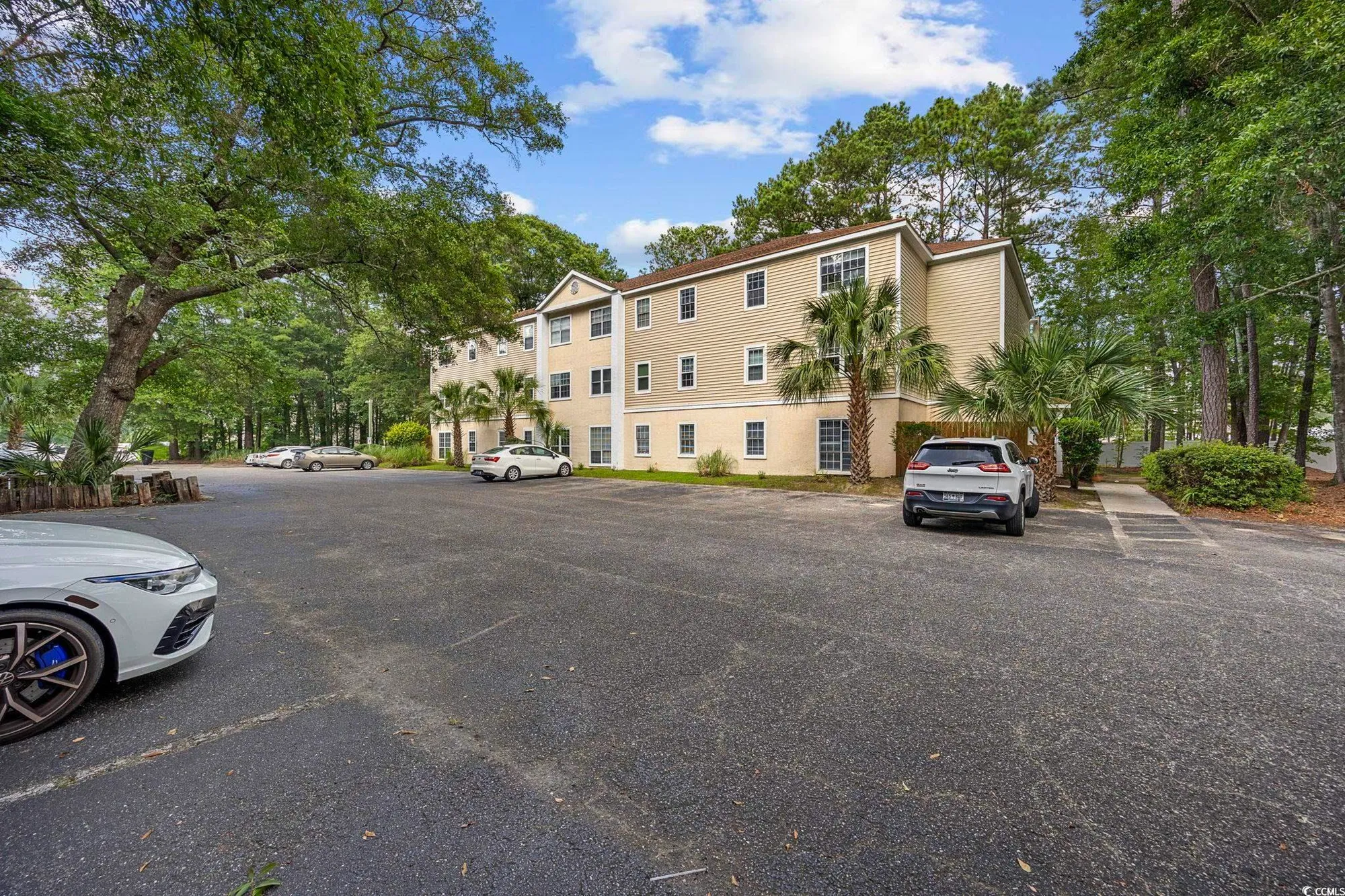 Property Slideshow image 3 of 33 | 6840 blue heron blvd 206, Myrtle Beach, SC, 29588