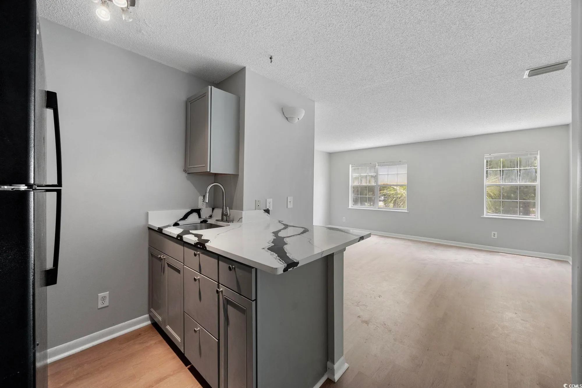 Property Slideshow image 8 of 33 | 6840 blue heron blvd 206, Myrtle Beach, SC, 29588