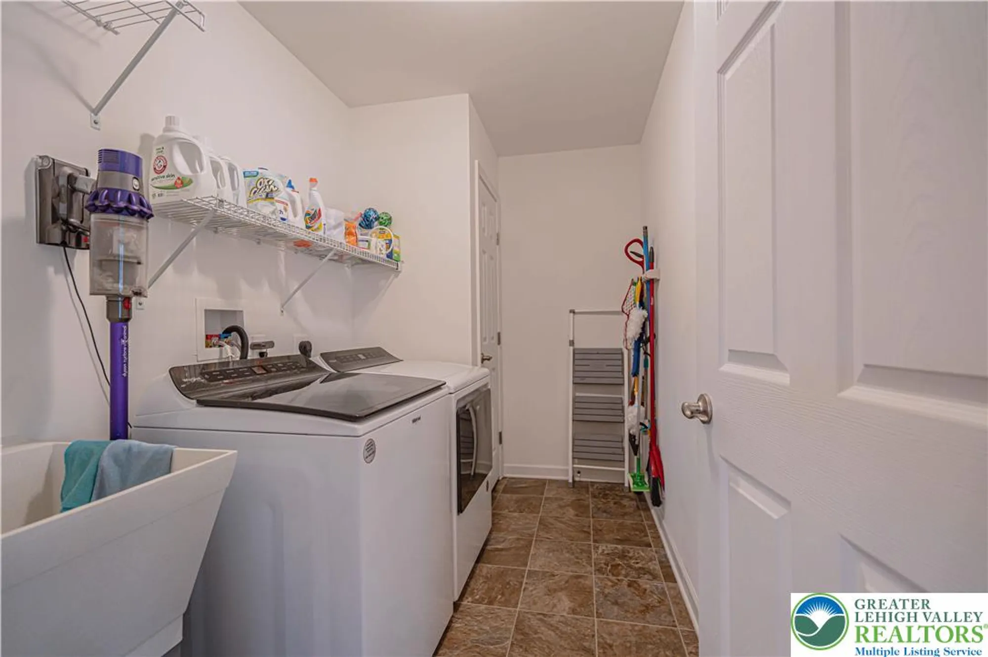 Property Slideshow image 27 of 60 | 3767 founders xing, Easton, PA, 18045