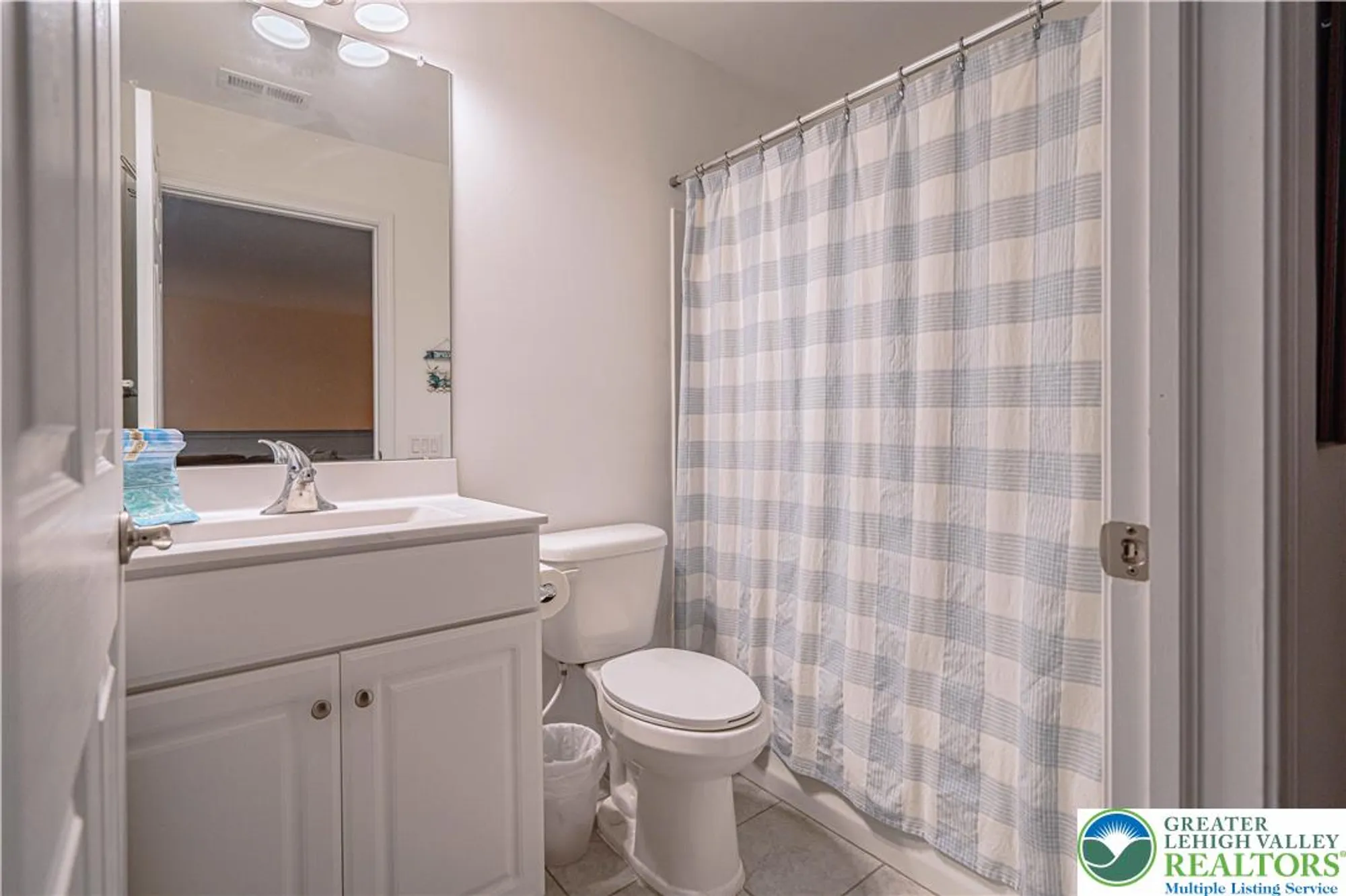 Property Slideshow image 34 of 60 | 3767 founders xing, Easton, PA, 18045