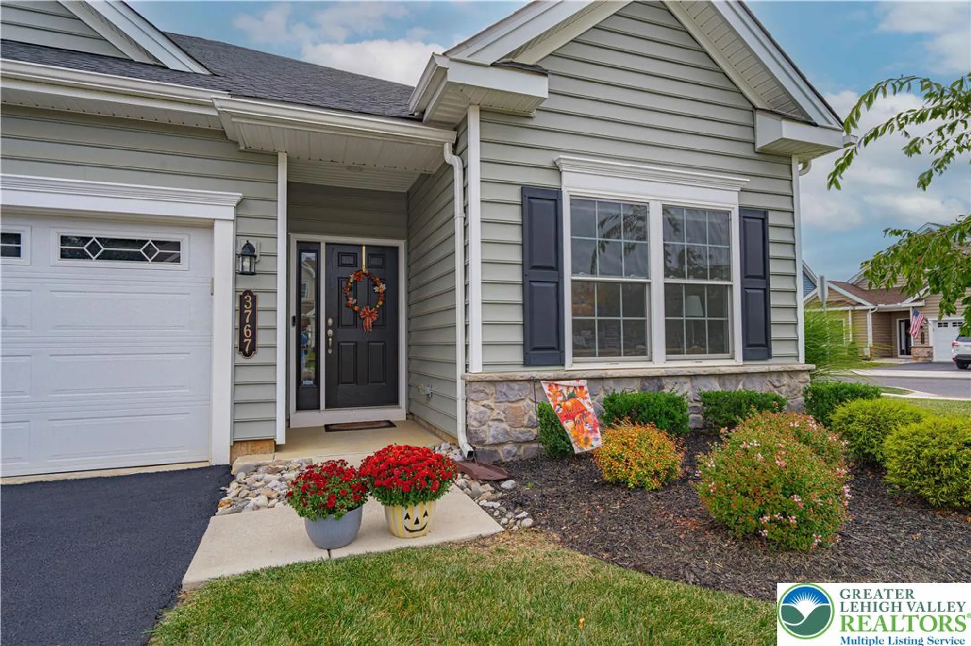 Property Slideshow image 4 of 60 | 3767 founders xing, Easton, PA, 18045