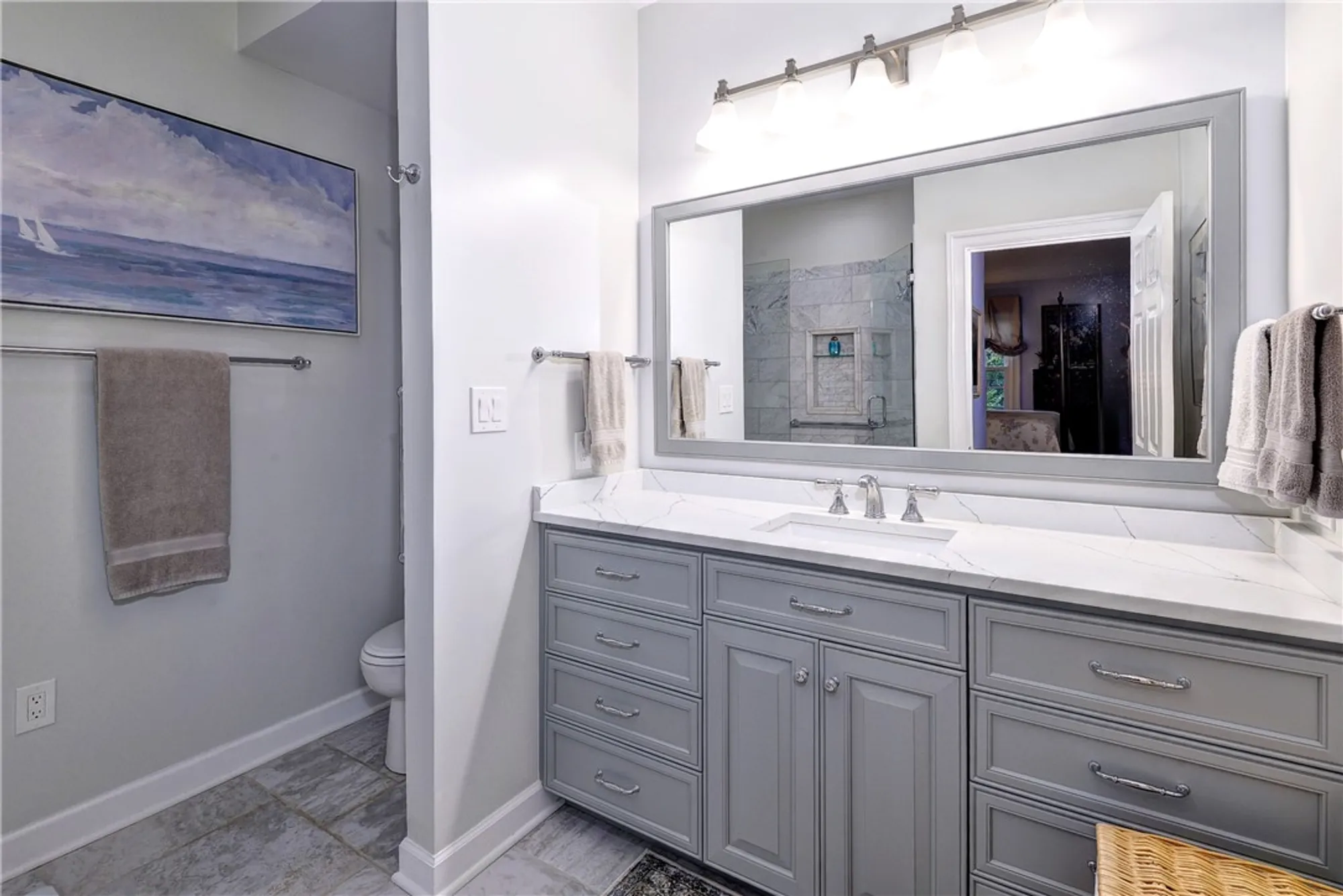 Property Slideshow image 20 of 36 | 102 alwoodley, Williamsburg, VA, 23188