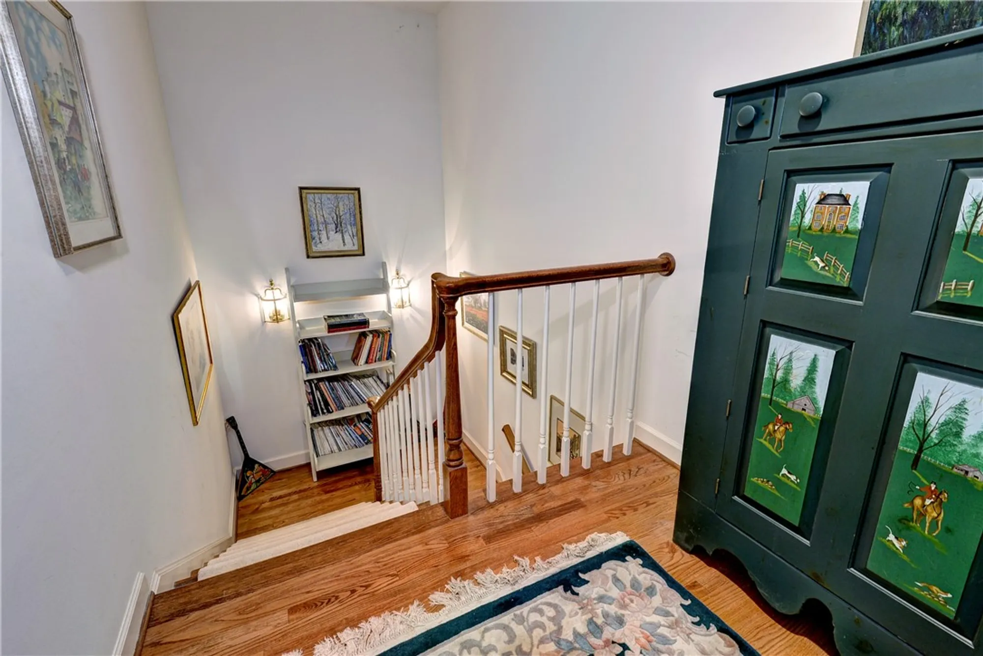 Property Slideshow image 23 of 36 | 102 alwoodley, Williamsburg, VA, 23188