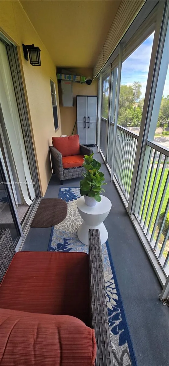 Property Slideshow image 11 of 15 | 13500 sw 1st st 302u, Pembroke Pines, FL, 33027