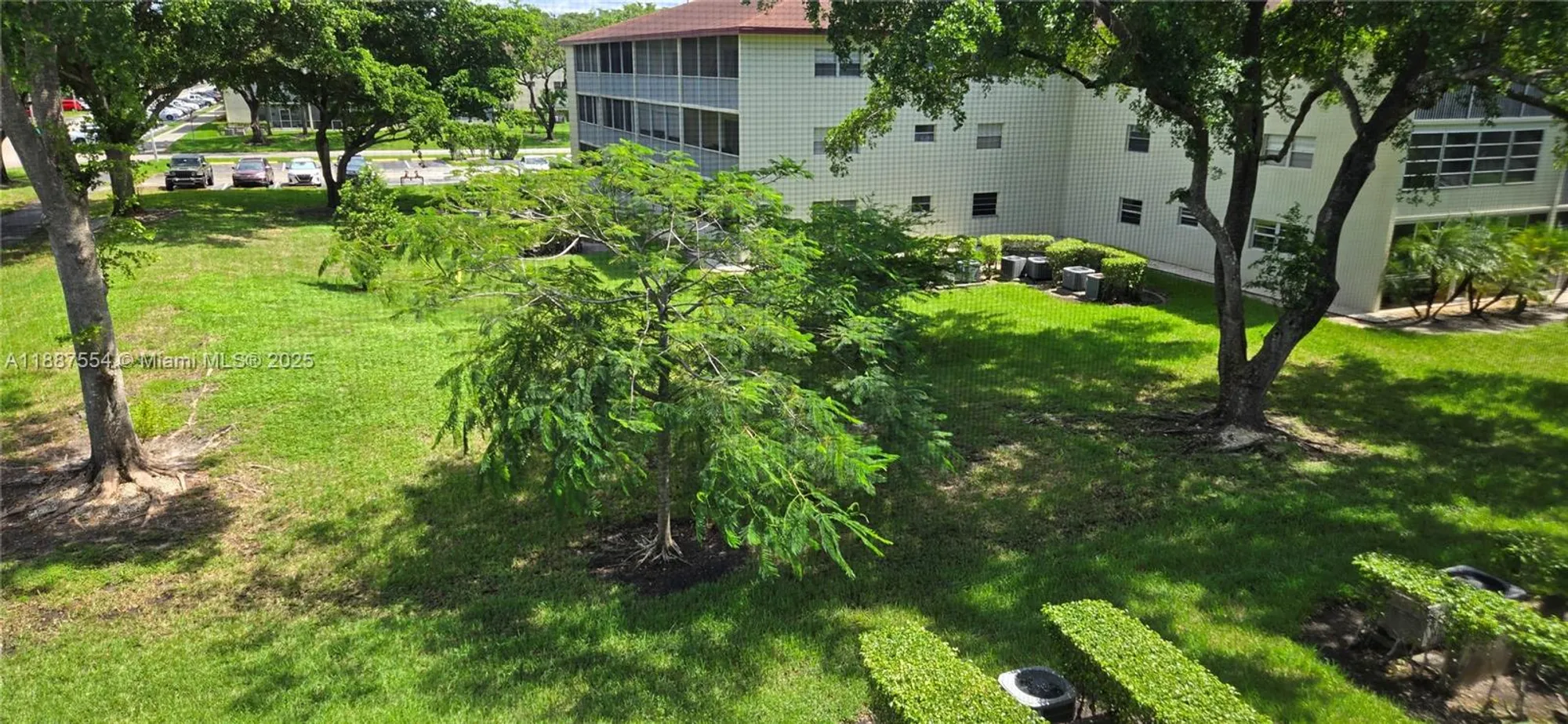 Property Slideshow image 13 of 15 | 13500 sw 1st st 302u, Pembroke Pines, FL, 33027