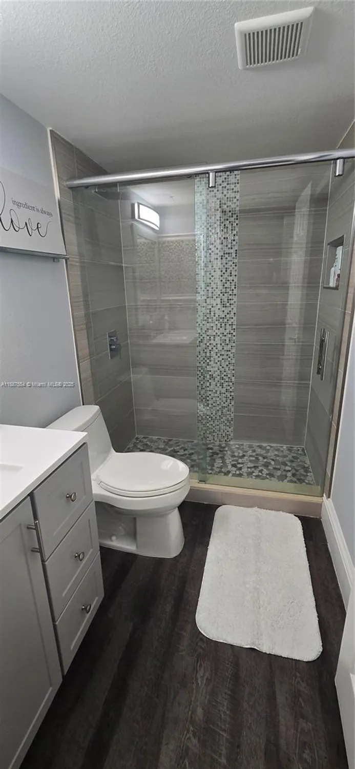 Property Slideshow image 8 of 15 | 13500 sw 1st st 302u, Pembroke Pines, FL, 33027