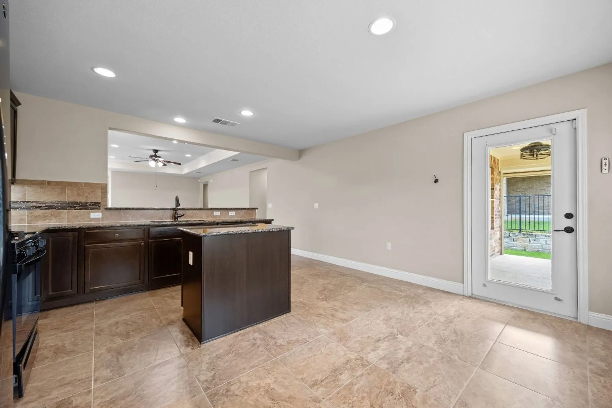 Property Slideshow image 14 of 28 | 309 kickapoo creek ln, Georgetown, TX, 78633