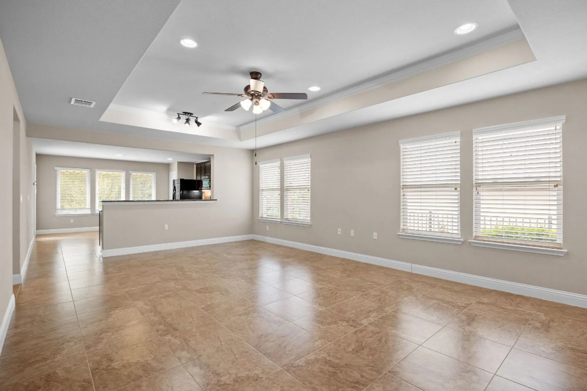 Property Slideshow image 6 of 28 | 309 kickapoo creek ln, Georgetown, TX, 78633