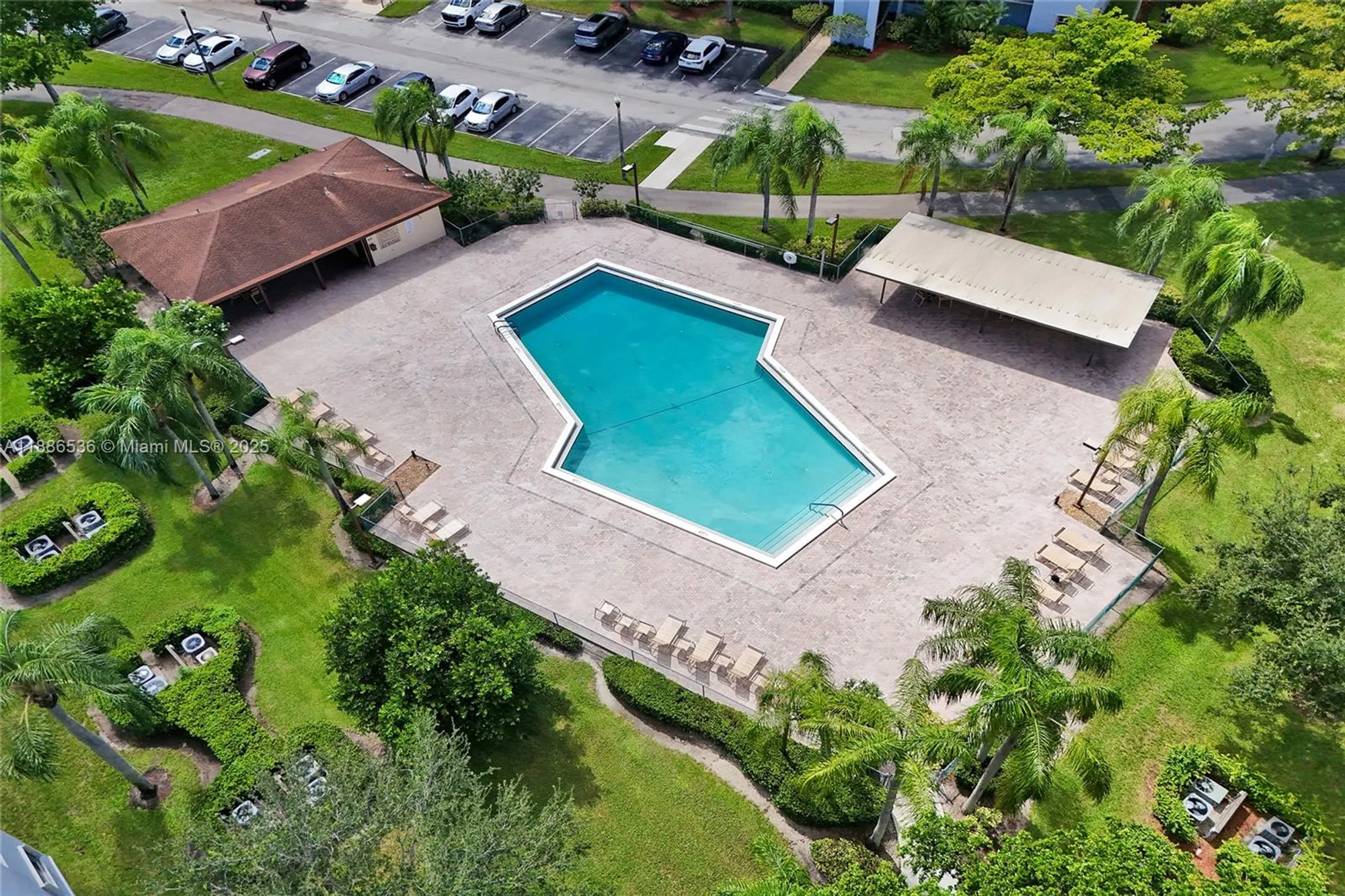Property Slideshow image 32 of 43 | 12500 sw 6th st 203n, Pembroke Pines, FL, 33027