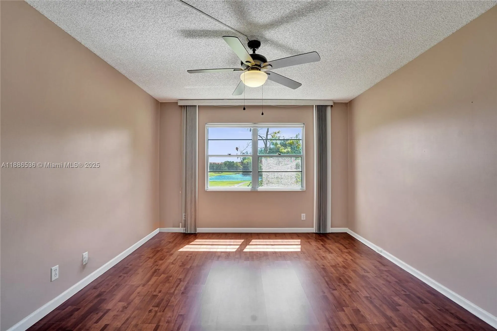 Property Slideshow image 9 of 43 | 12500 sw 6th st 203n, Pembroke Pines, FL, 33027