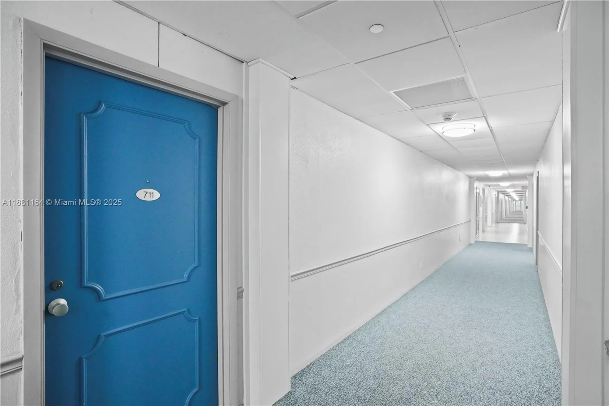 Property Slideshow image 16 of 21 | 3333 ne 34th st apt 711, Fort Lauderdale, FL, 33308
