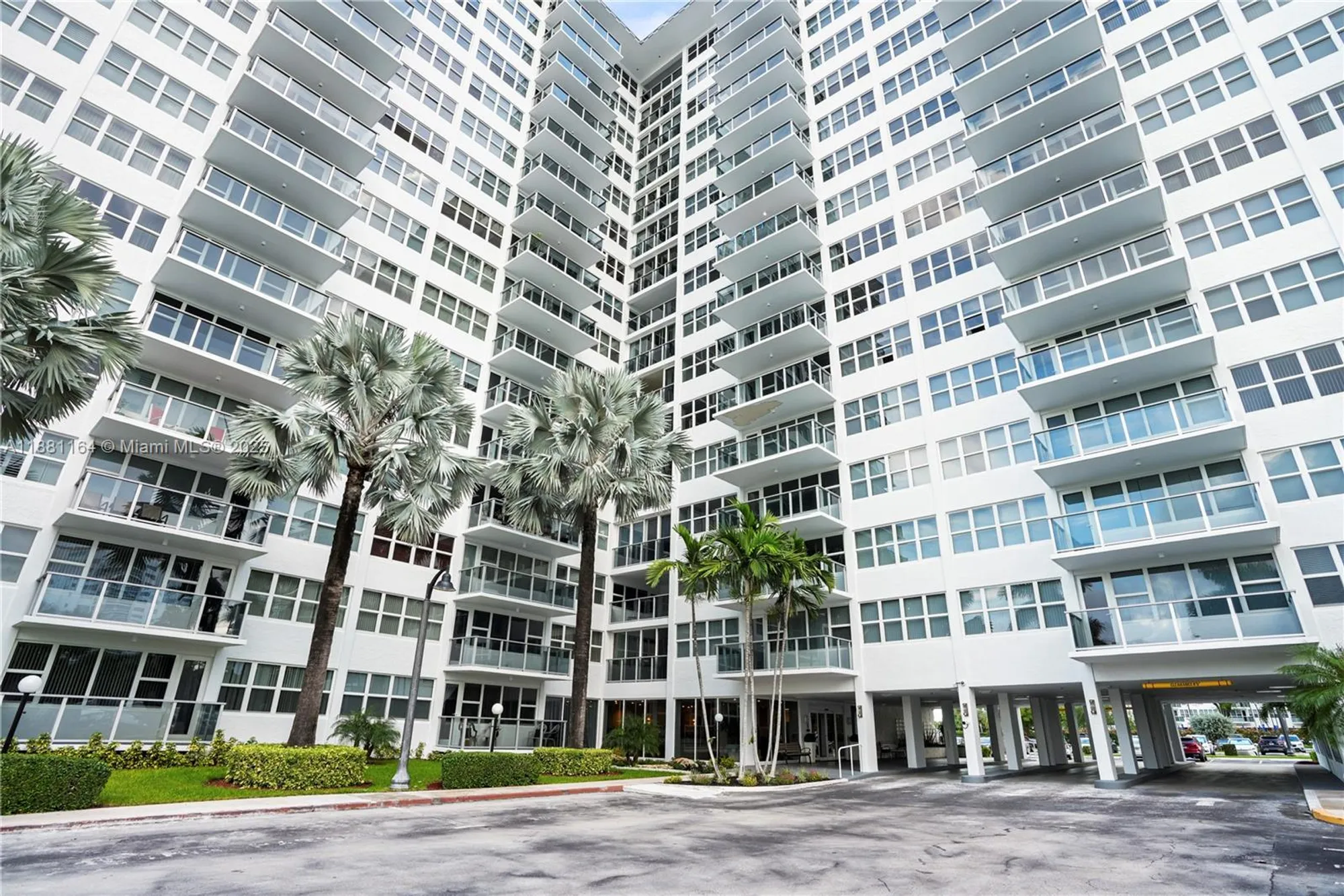 Property Slideshow image 21 of 21 | 3333 ne 34th st apt 711, Fort Lauderdale, FL, 33308