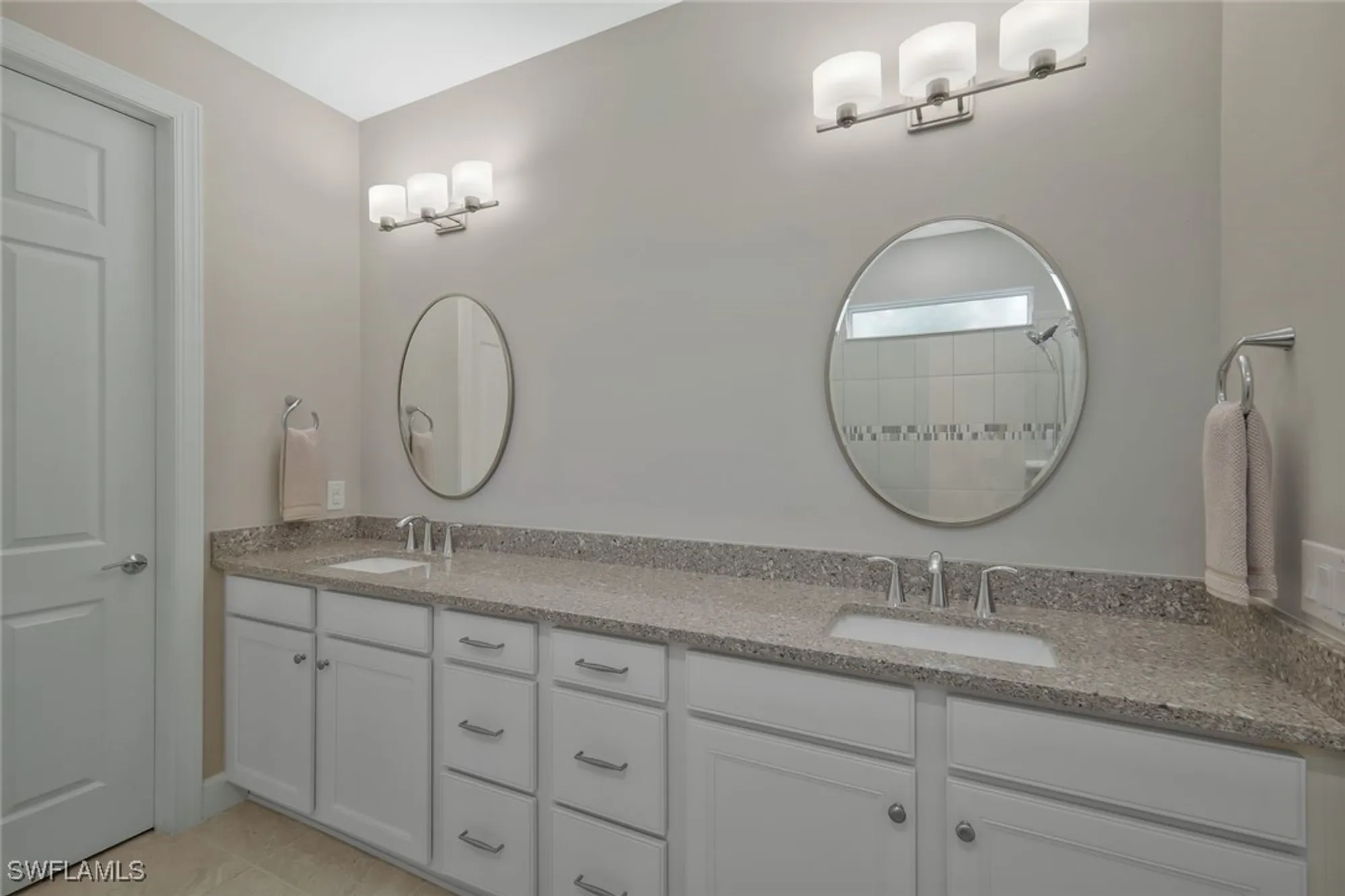 Property Slideshow image 17 of 37 | 20031 siesta key ct, Estero, FL, 33928