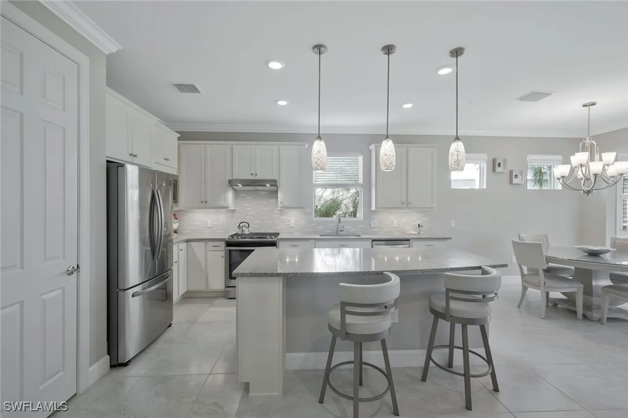 Property Slideshow image 9 of 37 | 20031 siesta key ct, Estero, FL, 33928