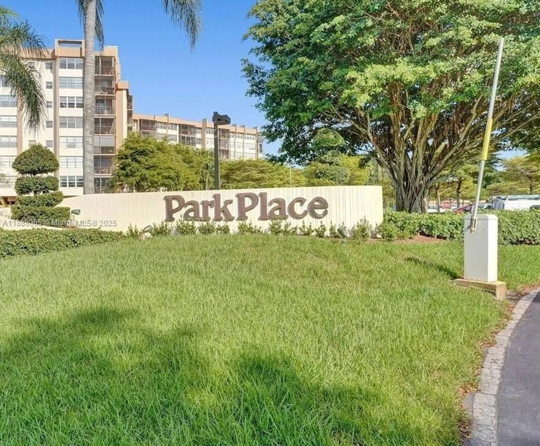 Property Slideshow image 1 of 41 | 1400 saint charles pl 623, Pembroke Pines, FL, 33026
