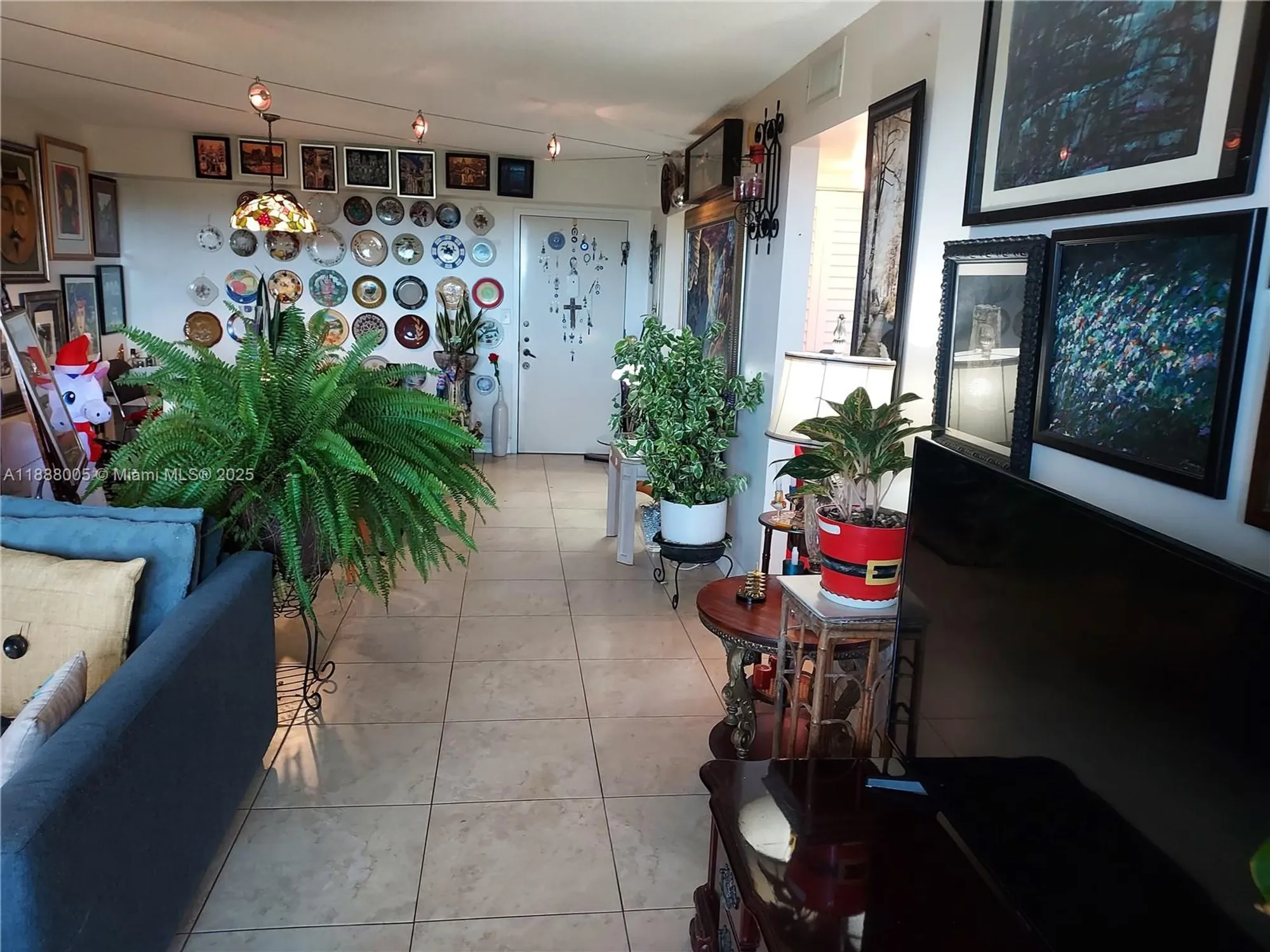 Property Slideshow image 27 of 41 | 1400 saint charles pl 623, Pembroke Pines, FL, 33026