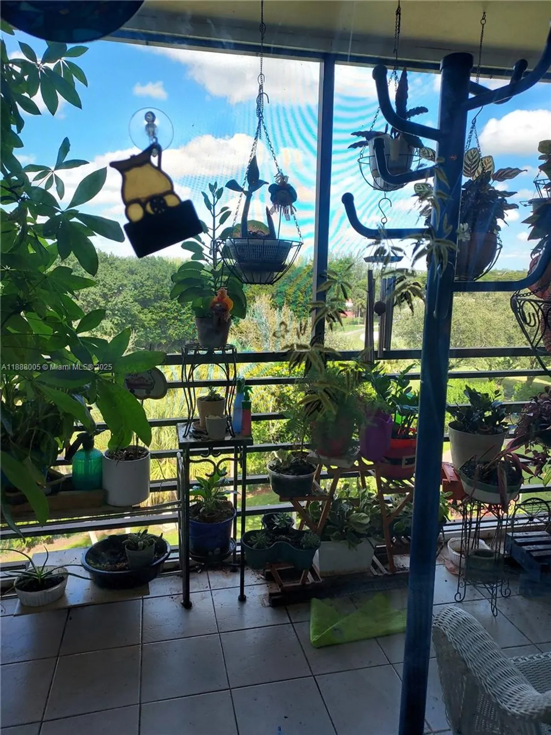 Property Slideshow image 21 of 41 | 1400 saint charles pl 623, Pembroke Pines, FL, 33026