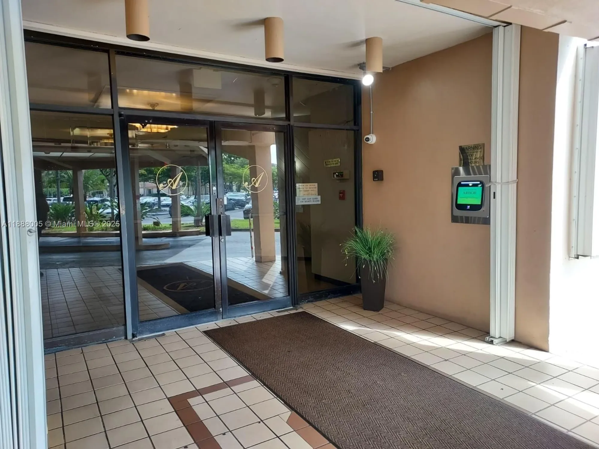 Property Slideshow image 7 of 41 | 1400 saint charles pl 623, Pembroke Pines, FL, 33026