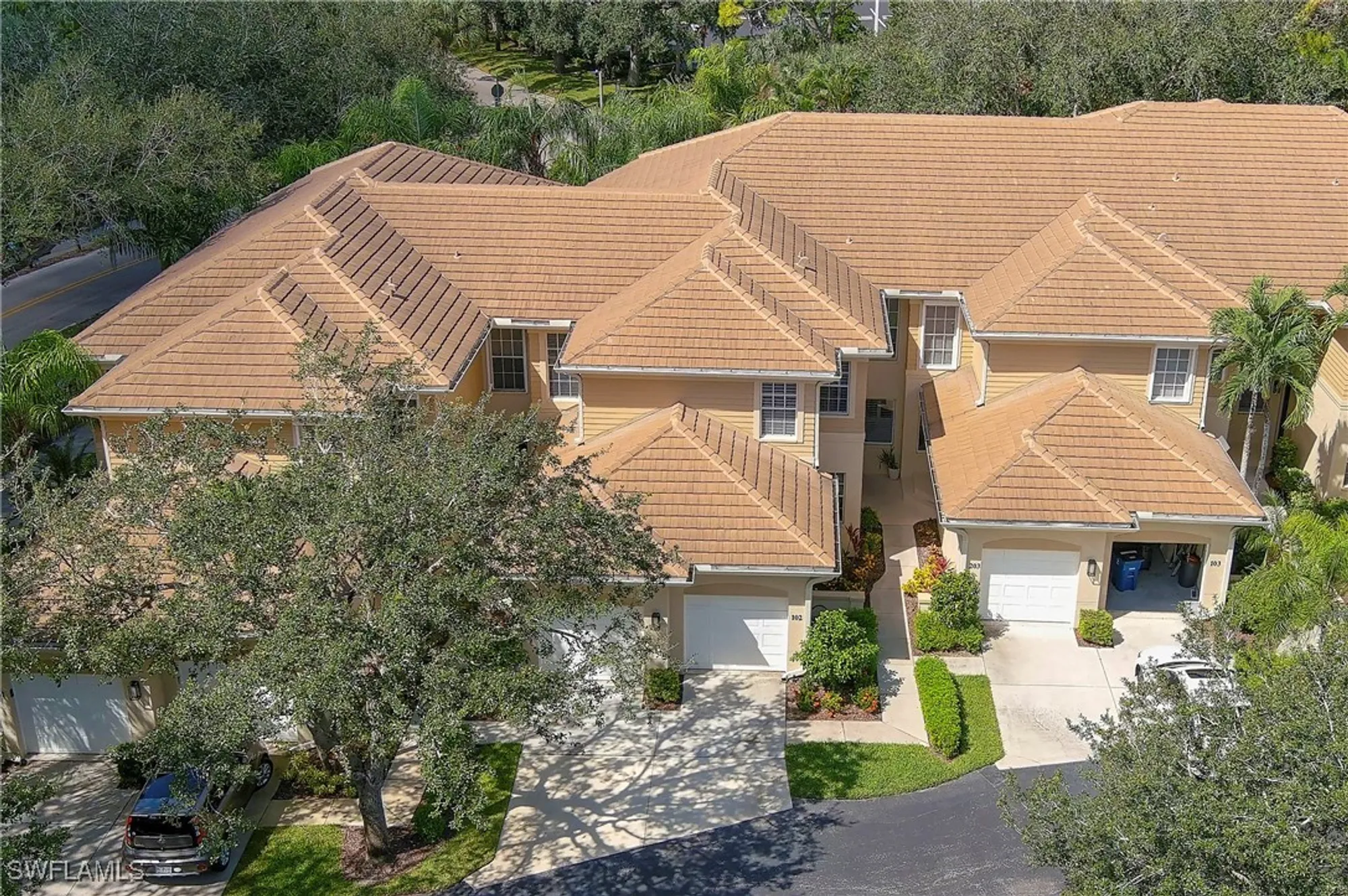 Property Slideshow image 26 of 38 | 25160 sandpiper greens ct 202, Bonita Springs, FL, 34134