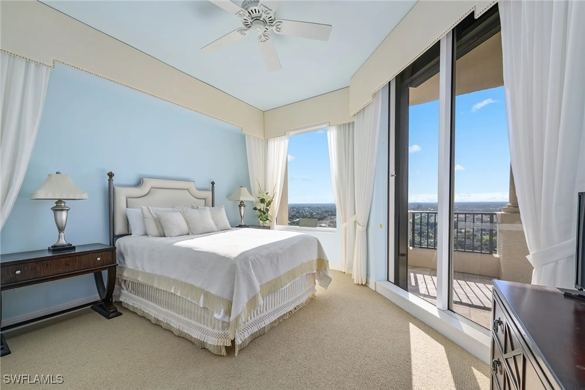 Property Slideshow image 17 of 28 | 8787 bay colony dr 1805, Naples, FL, 34108