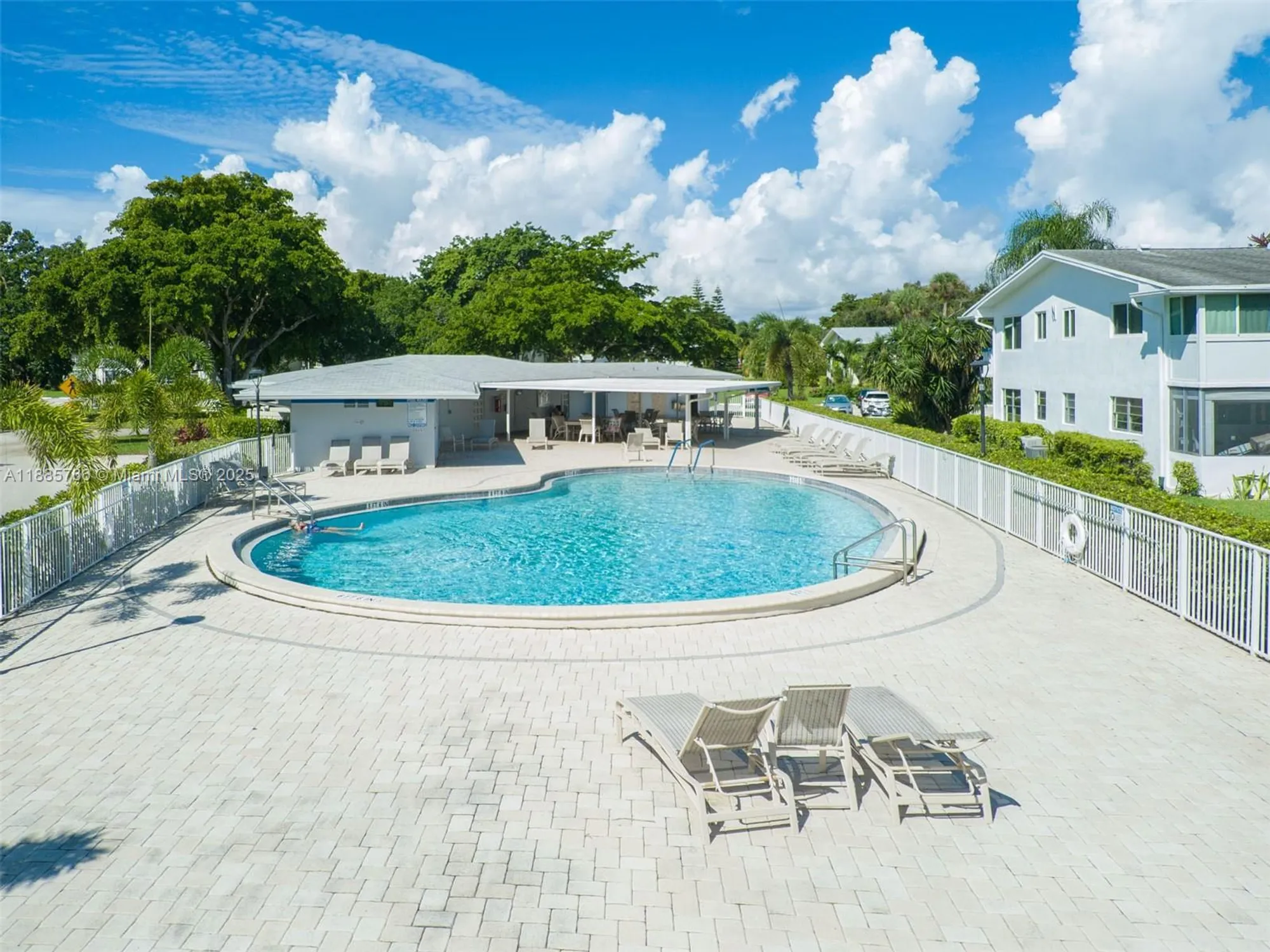 Property Slideshow image 34 of 47 | 2031 durham b # 2031, Deerfield Beach, FL, 33442