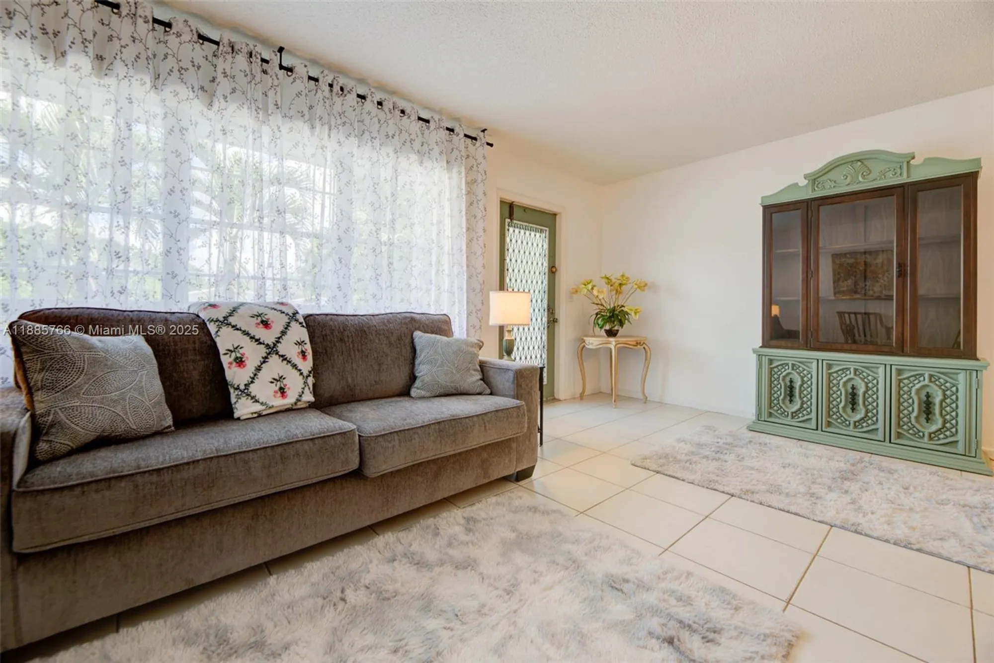 Property Slideshow image 5 of 47 | 2031 durham b # 2031, Deerfield Beach, FL, 33442