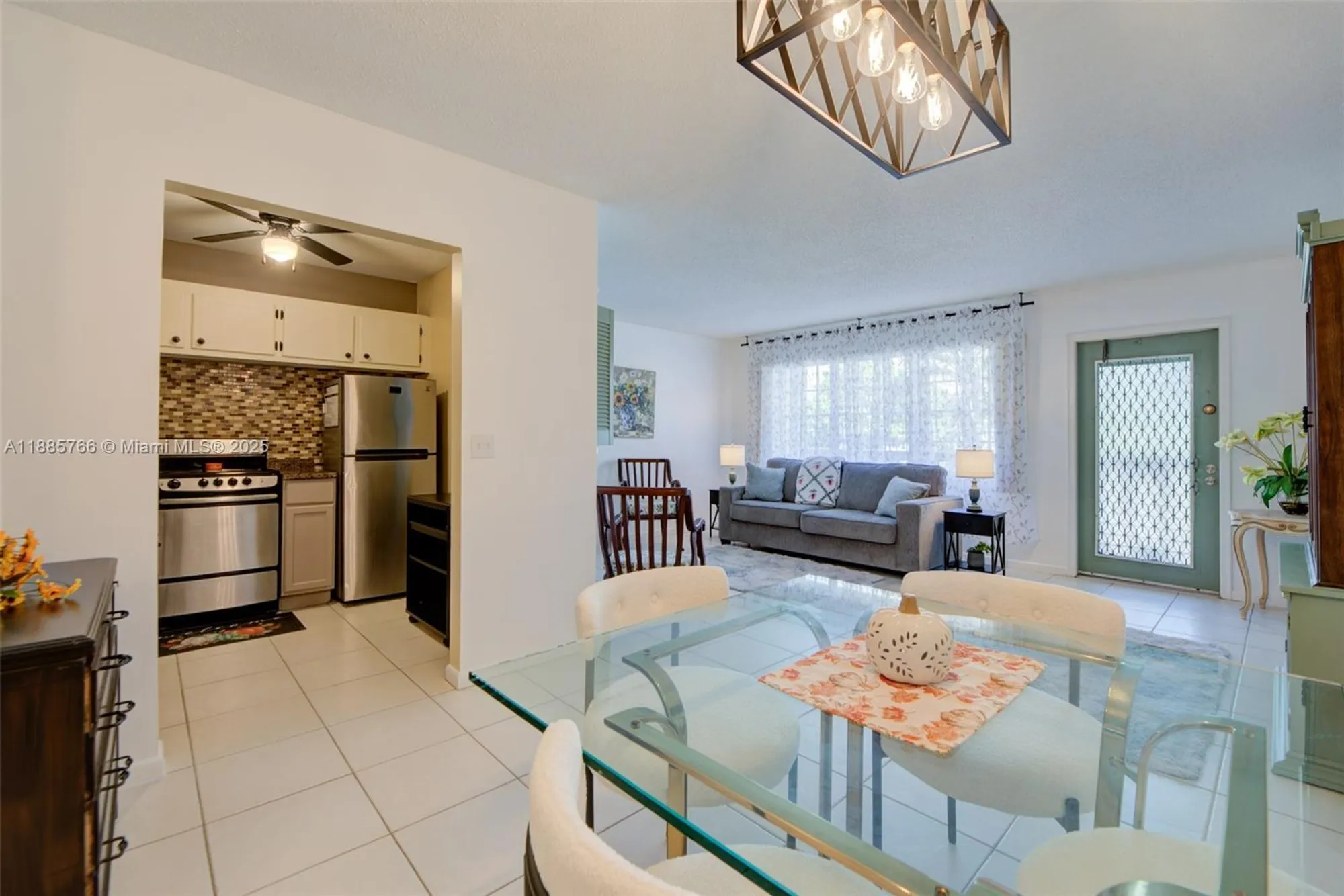 Property Slideshow image 9 of 47 | 2031 durham b # 2031, Deerfield Beach, FL, 33442