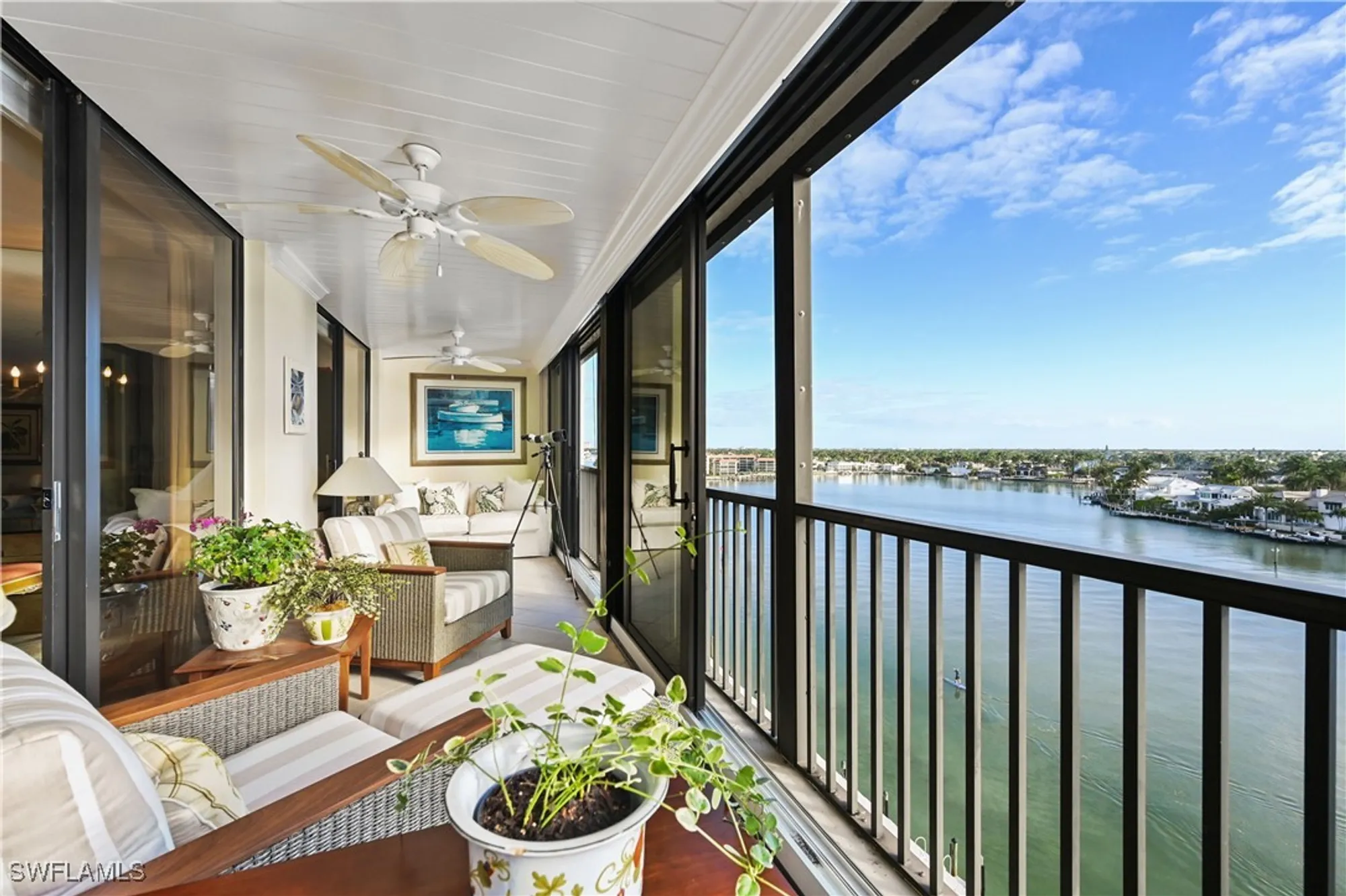 Property Slideshow image 11 of 37 | 2400 gulf shore blvd 804, Naples, FL, 34103