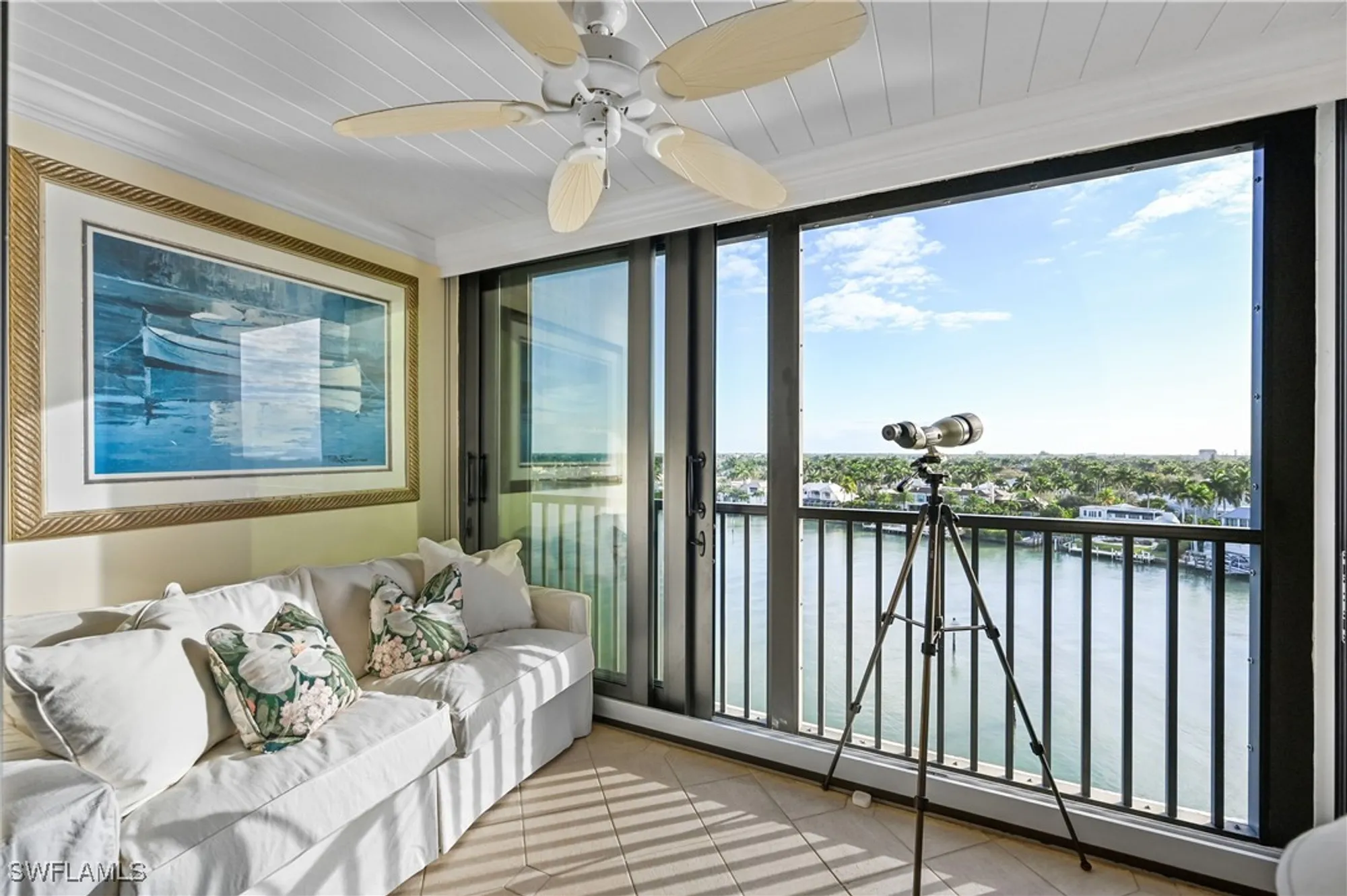 Property Slideshow image 12 of 37 | 2400 gulf shore blvd 804, Naples, FL, 34103